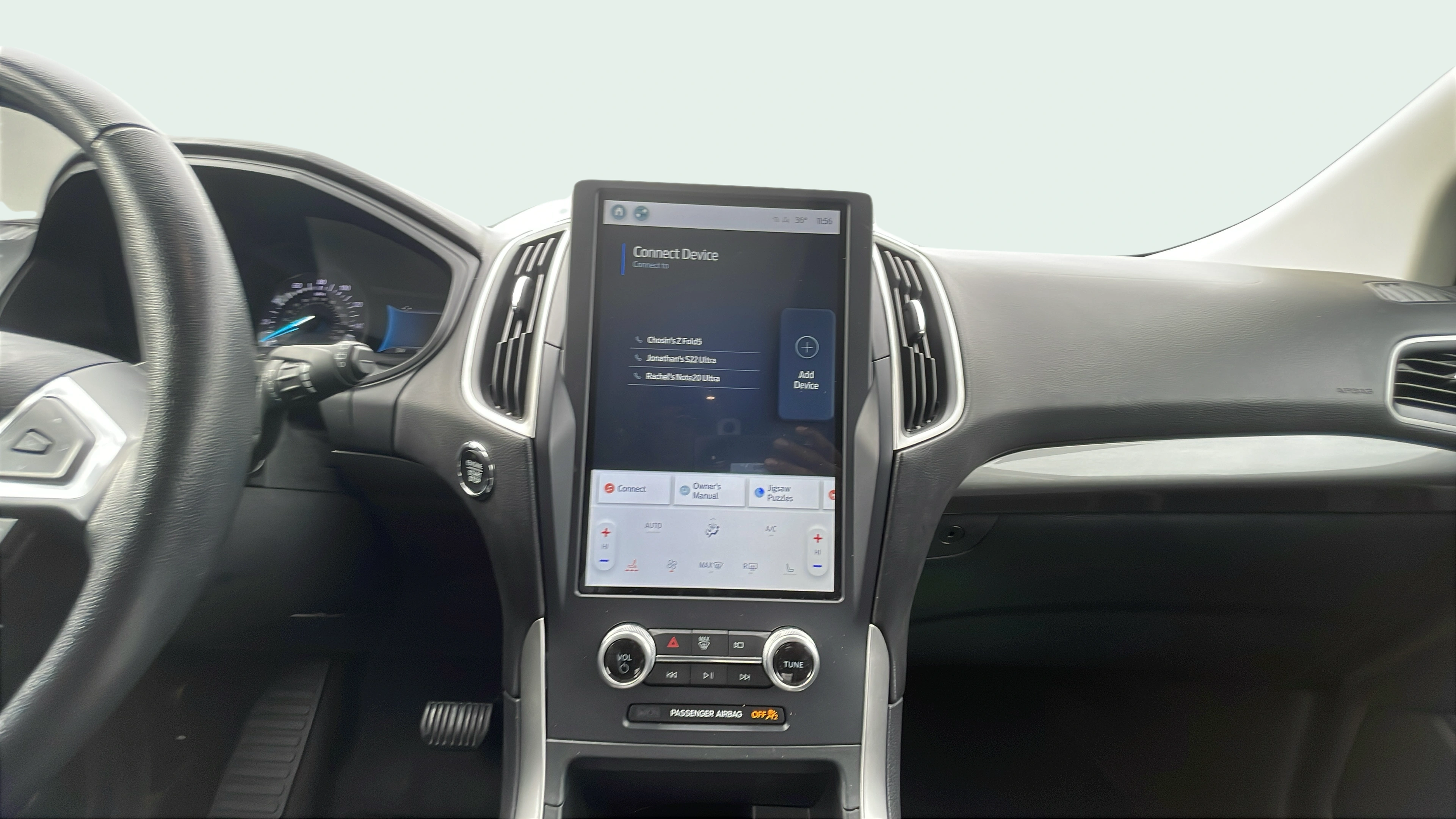 Vehicle interior 360 preview