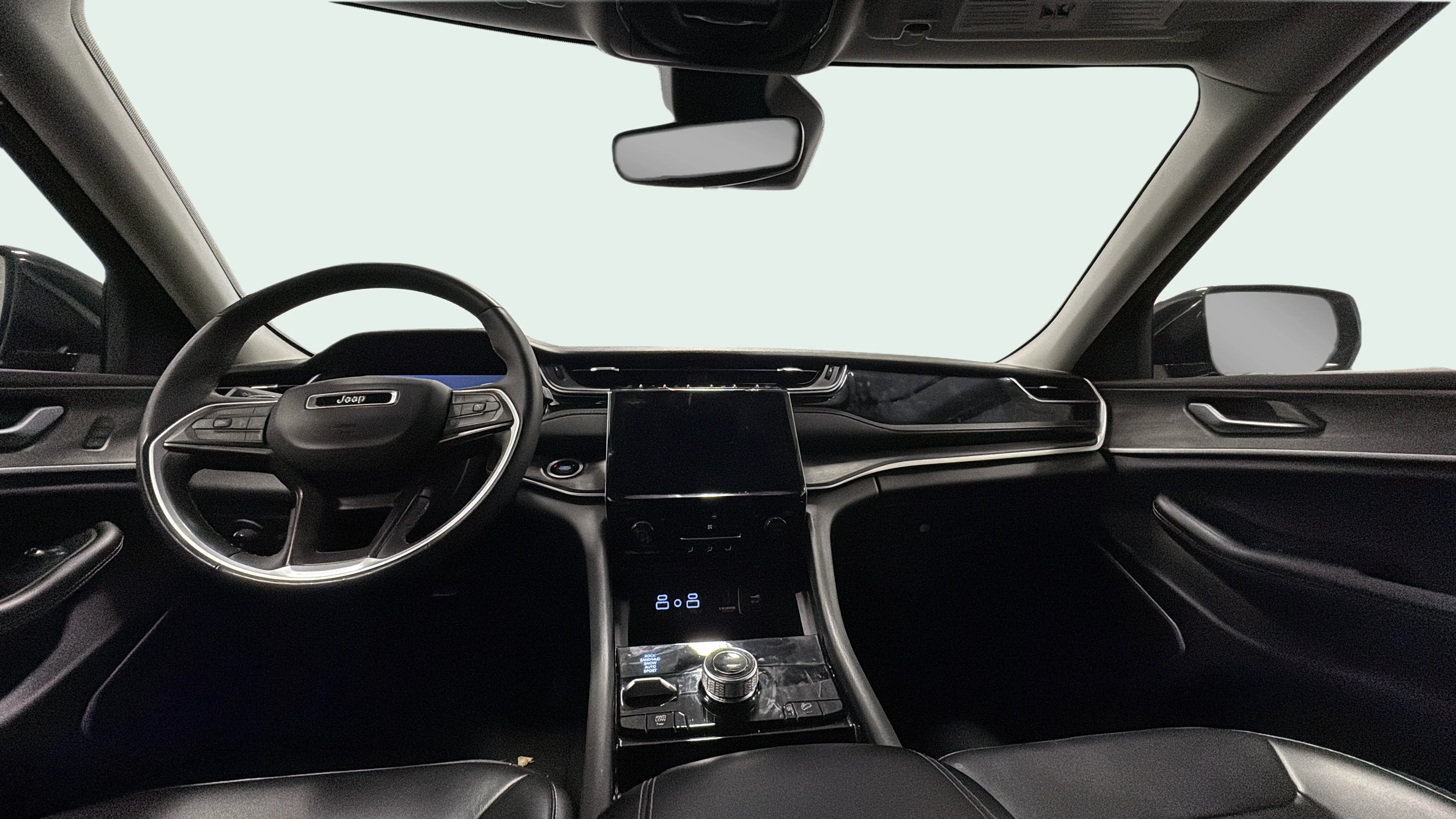 Vehicle interior 360 preview