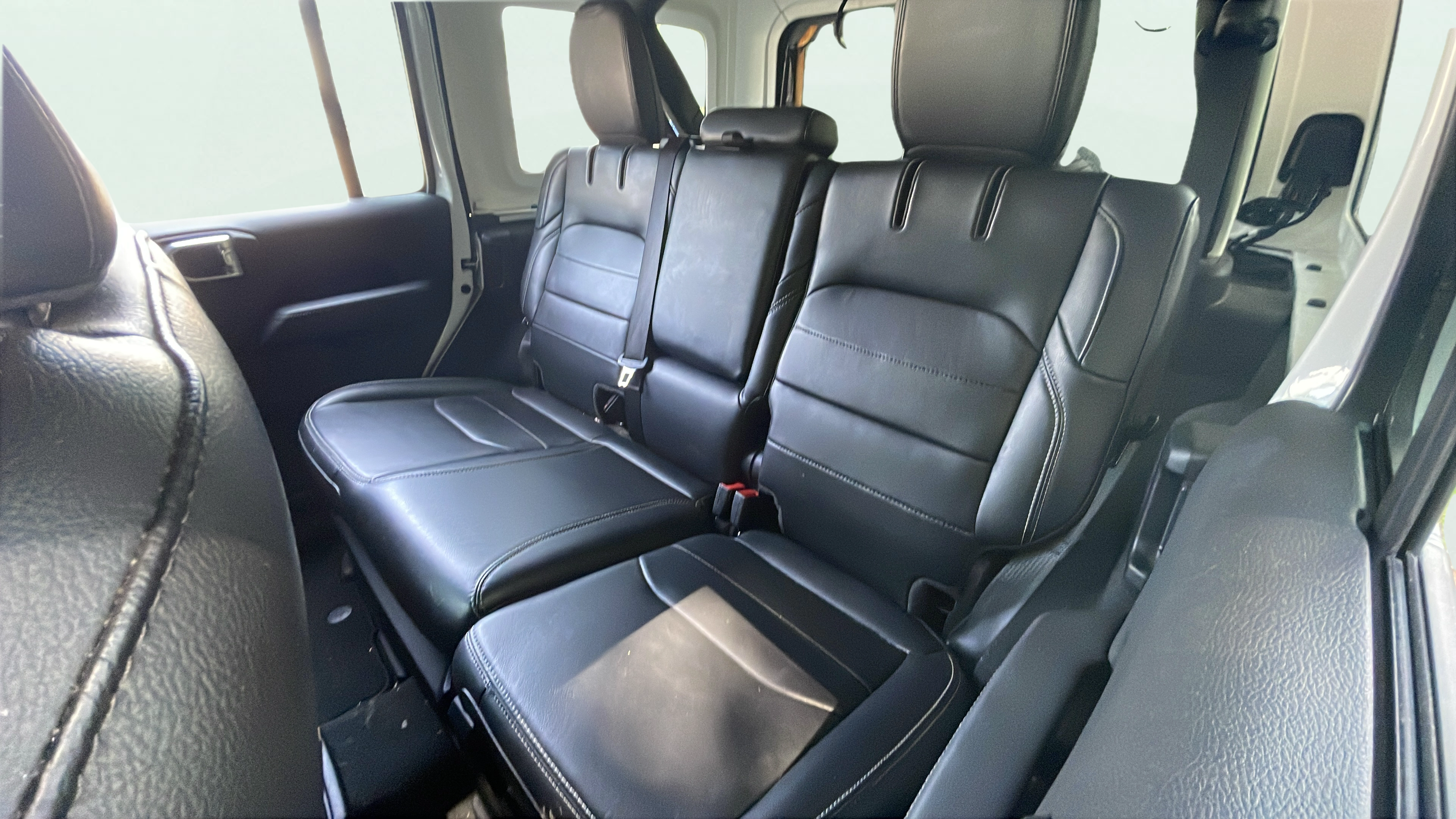 Vehicle interior 2