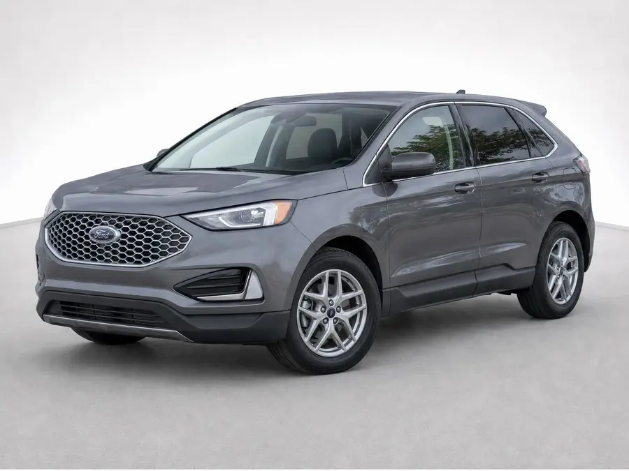2023 Ford Edge — image 1 of 9