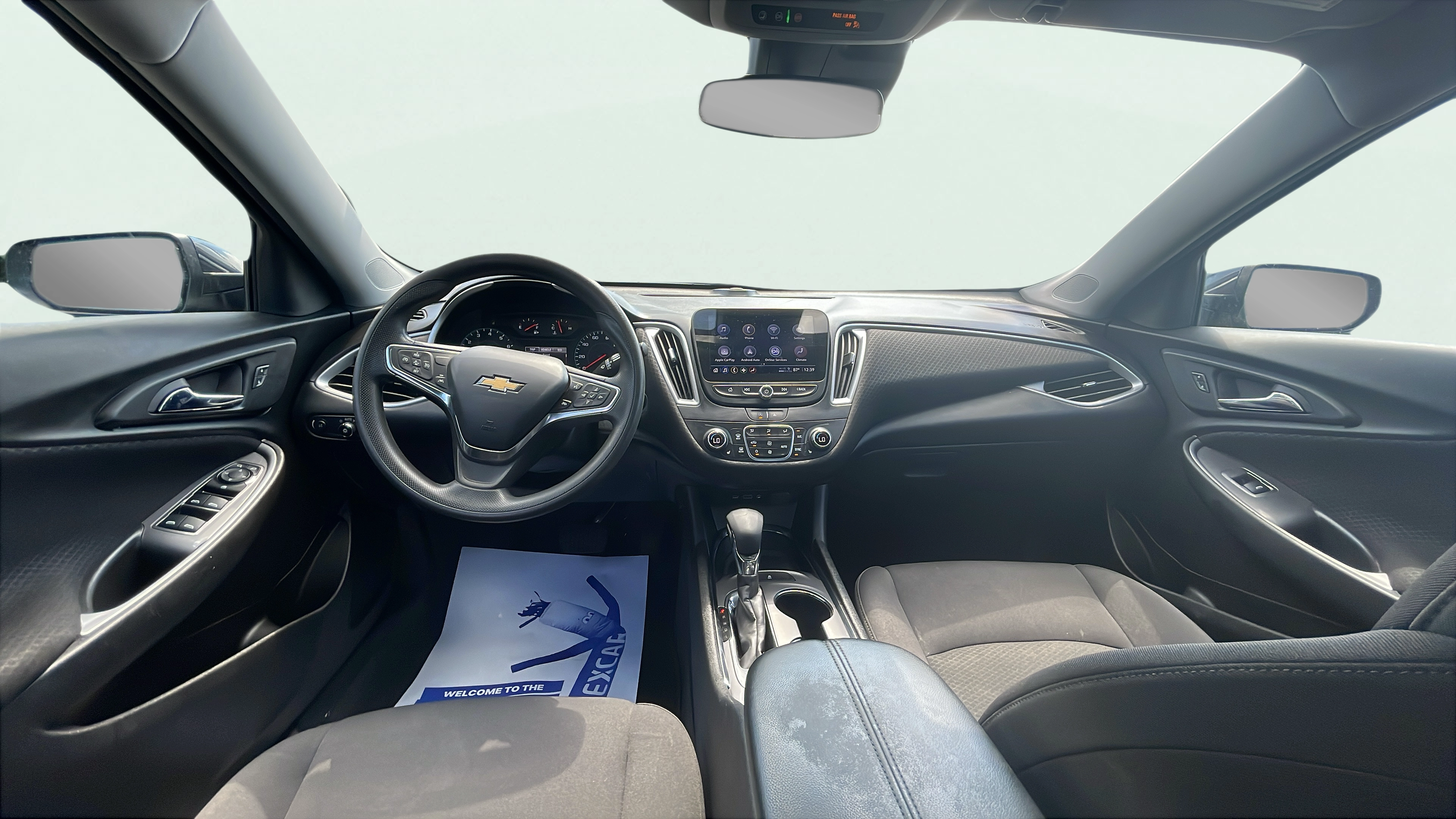 Vehicle interior 360 preview