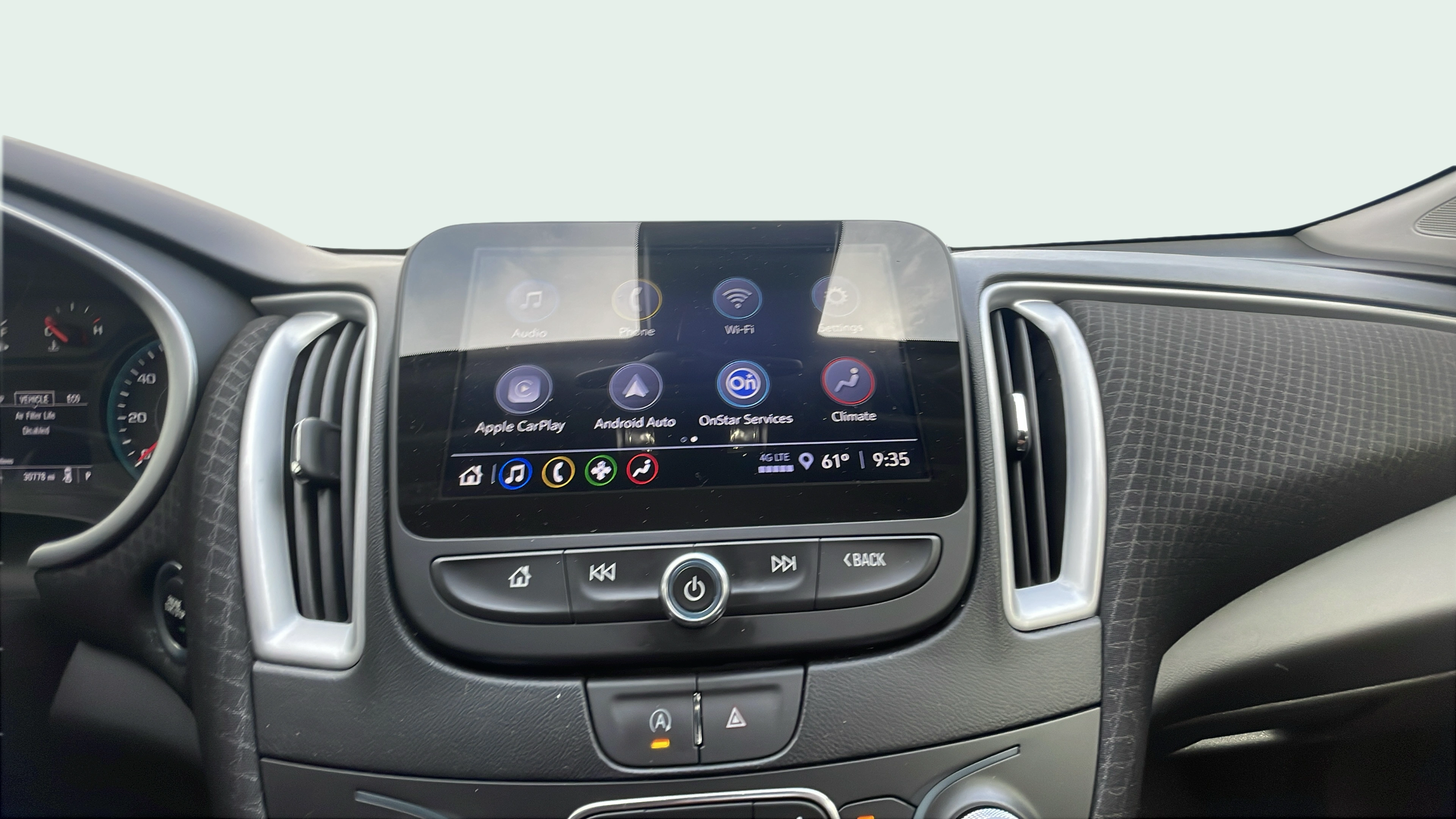 Vehicle interior 360 preview