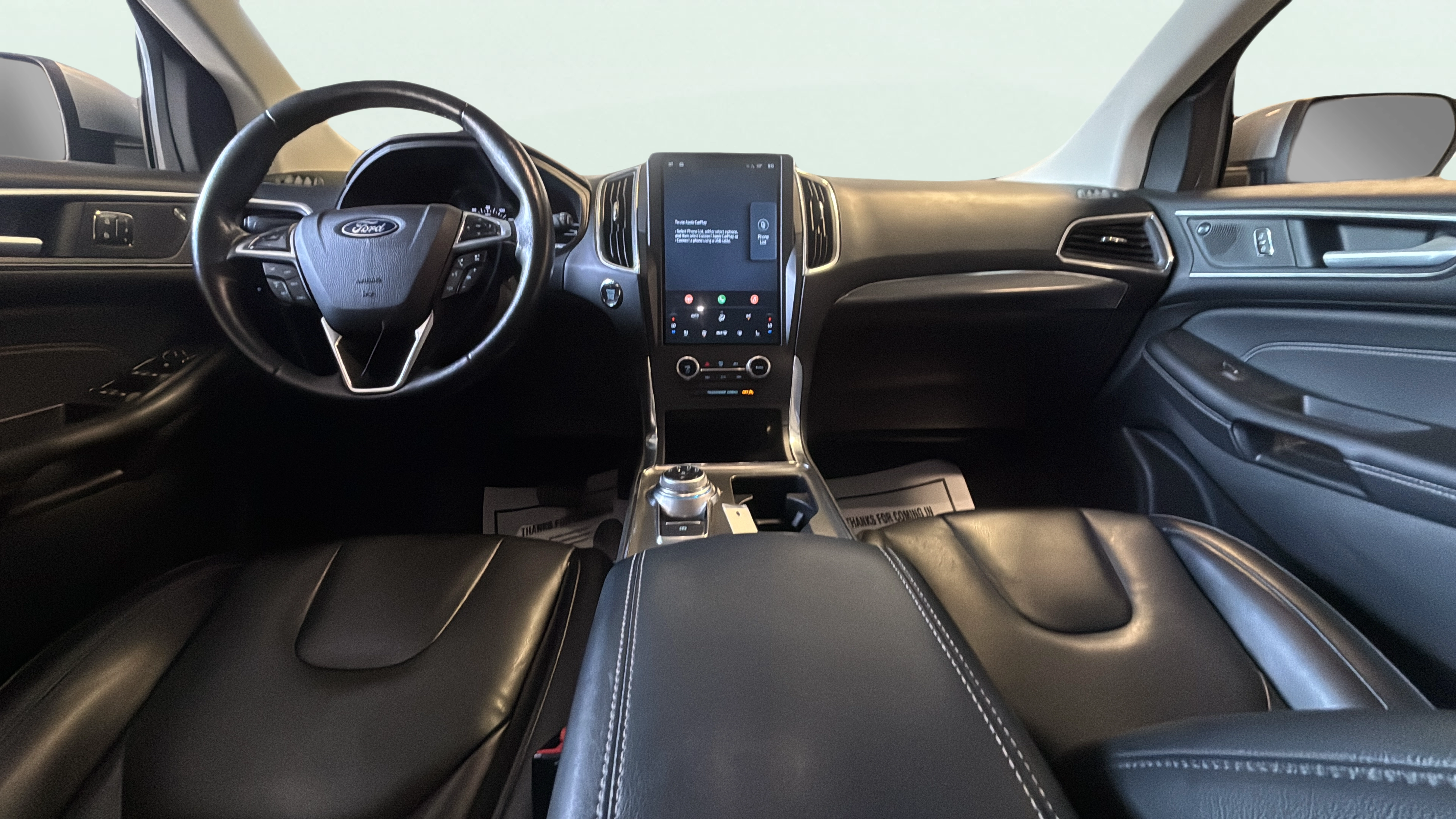 Vehicle interior 360 preview