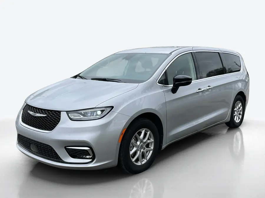 2024 Chrysler Pacifica