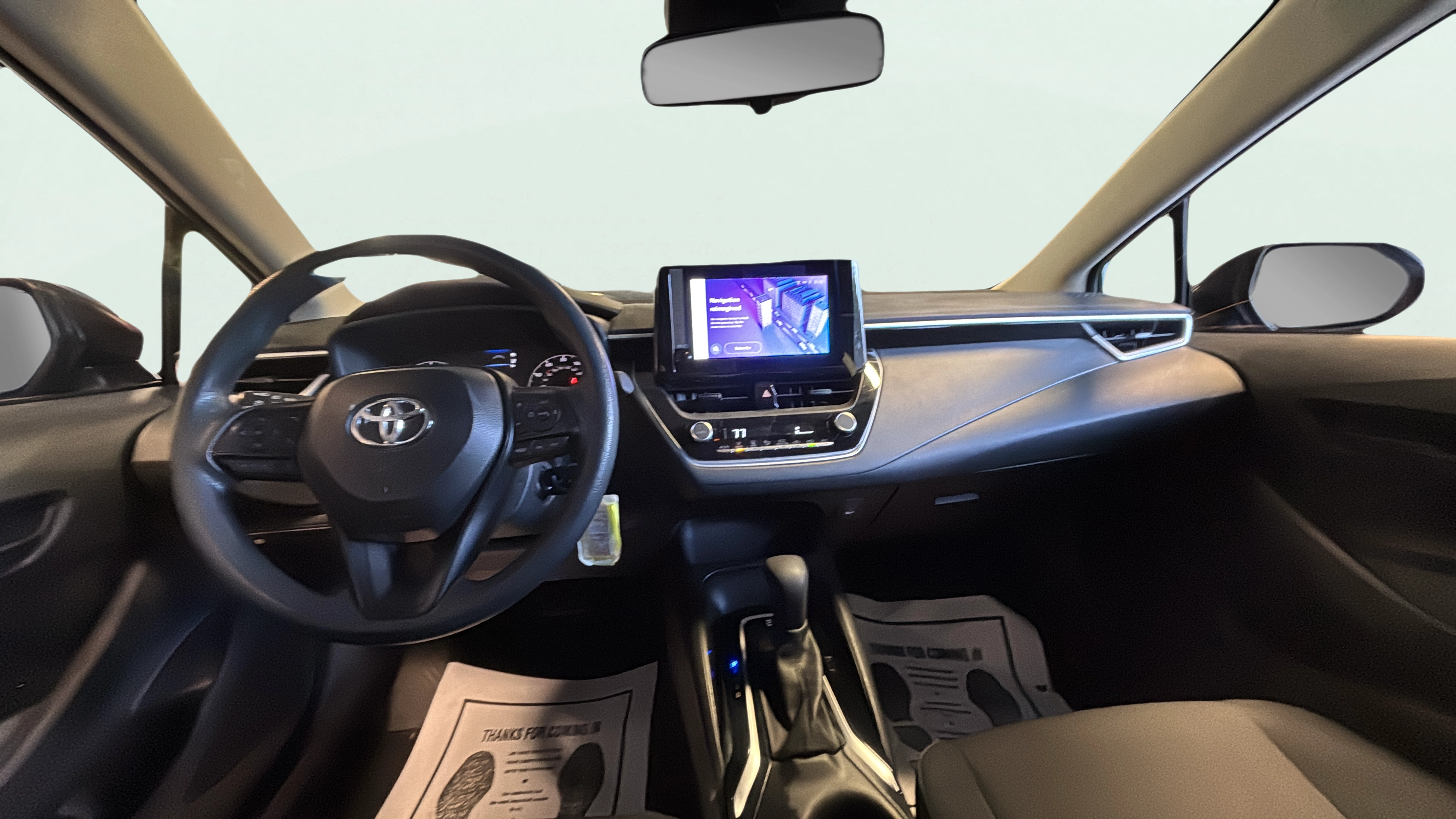 Vehicle interior 360 preview