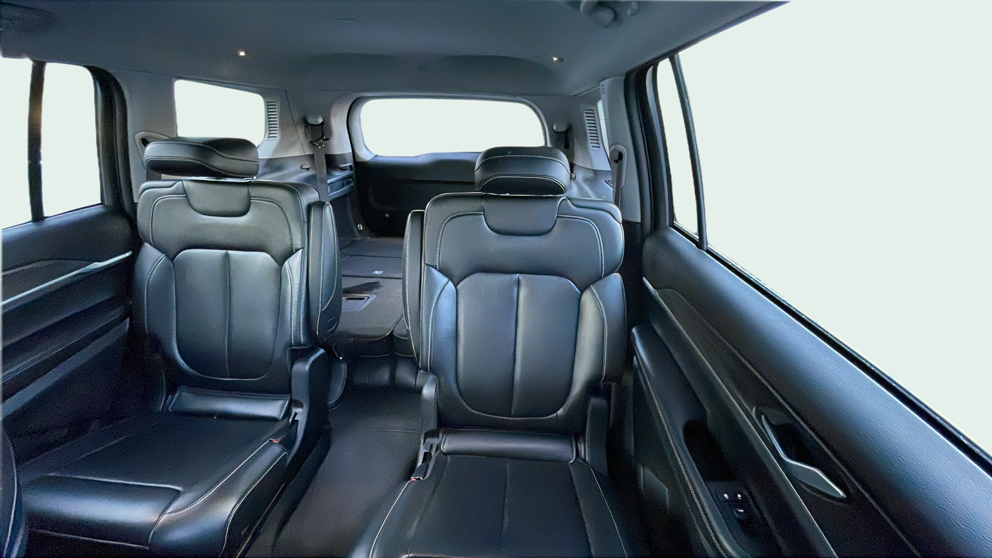 Vehicle interior 2