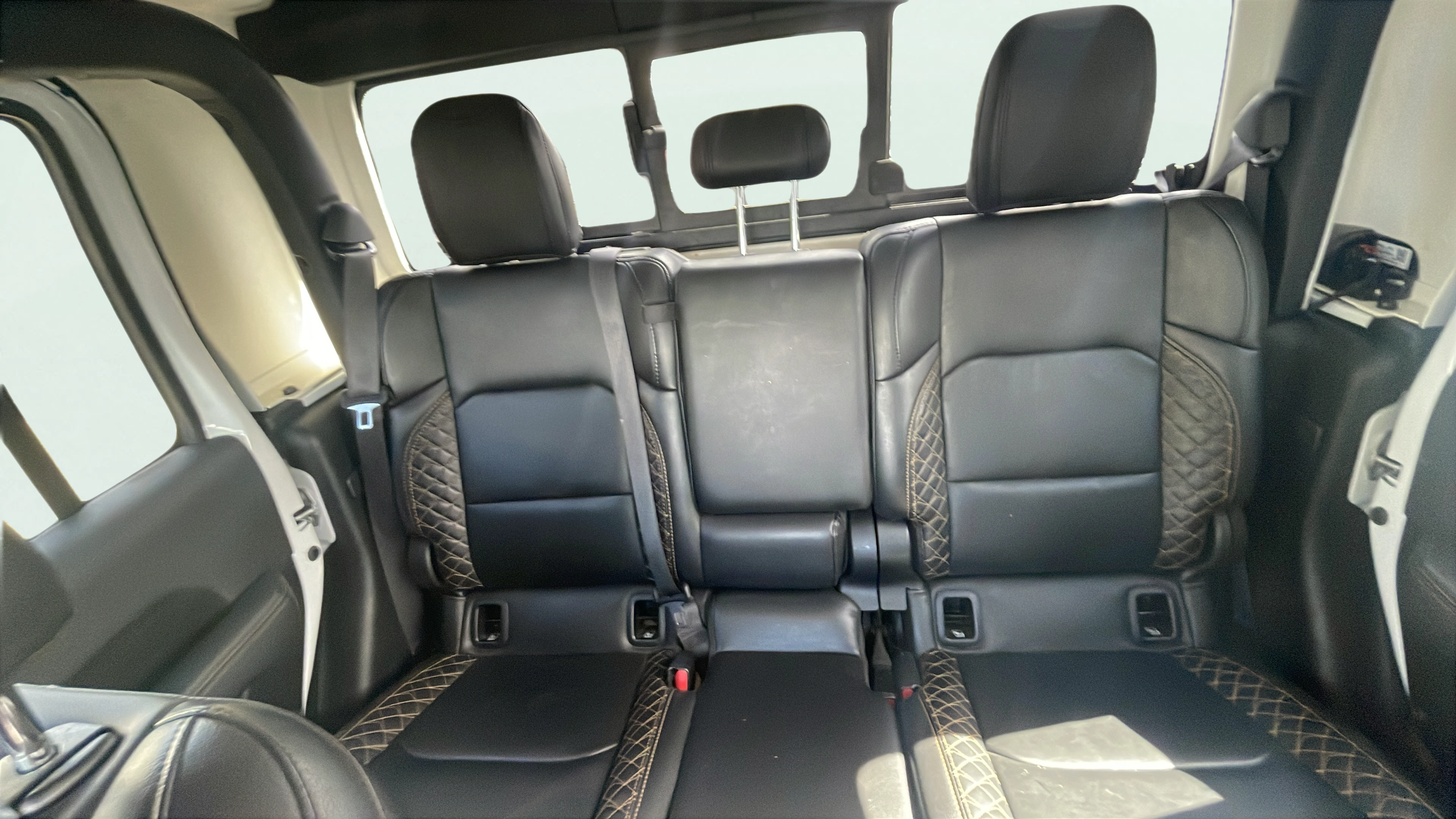 Vehicle interior 2