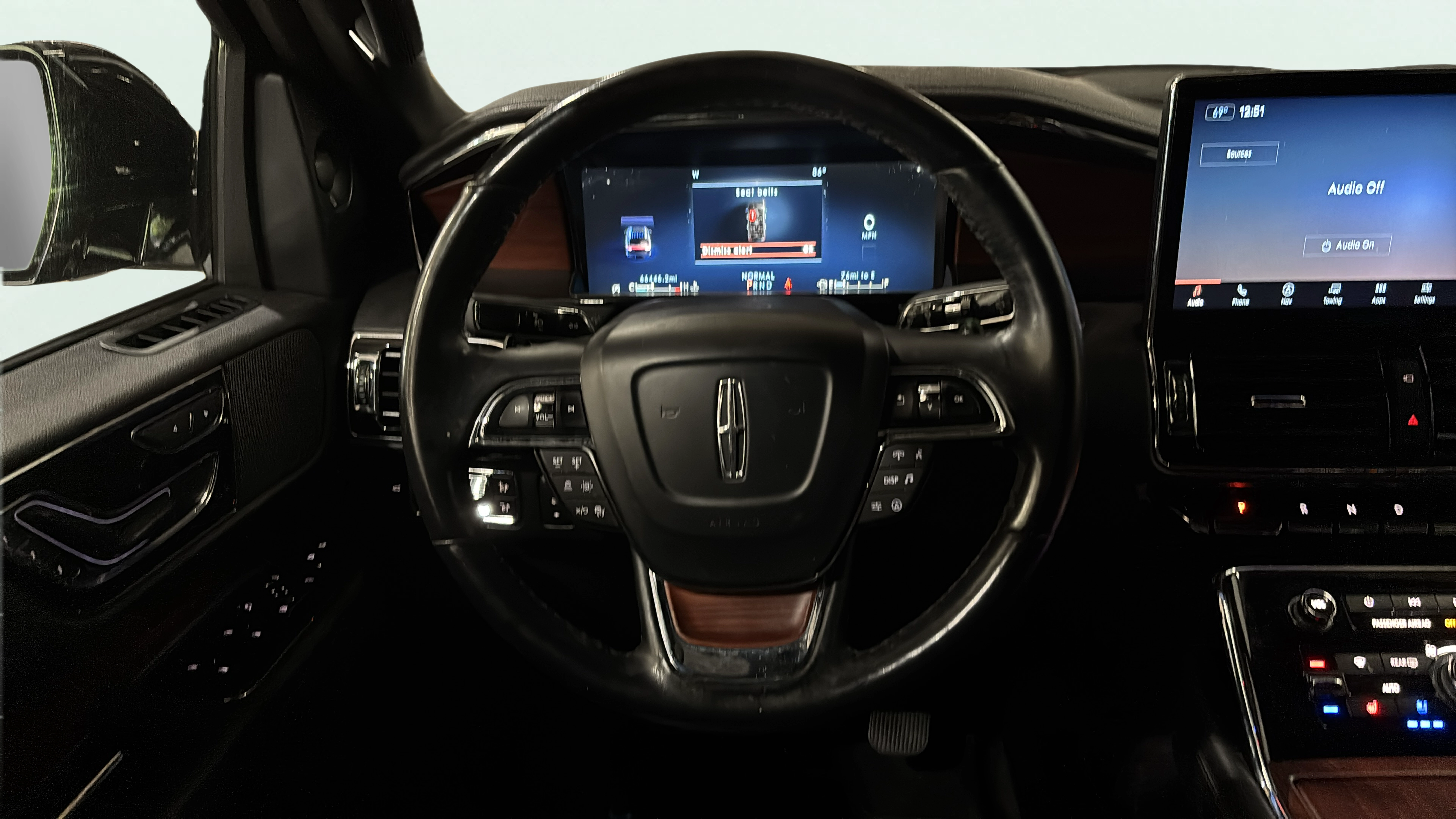 Vehicle interior 1