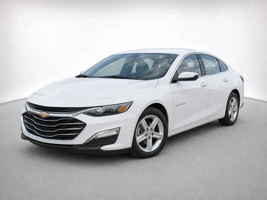 2024 Chevrolet Malibu — image 1 of 9