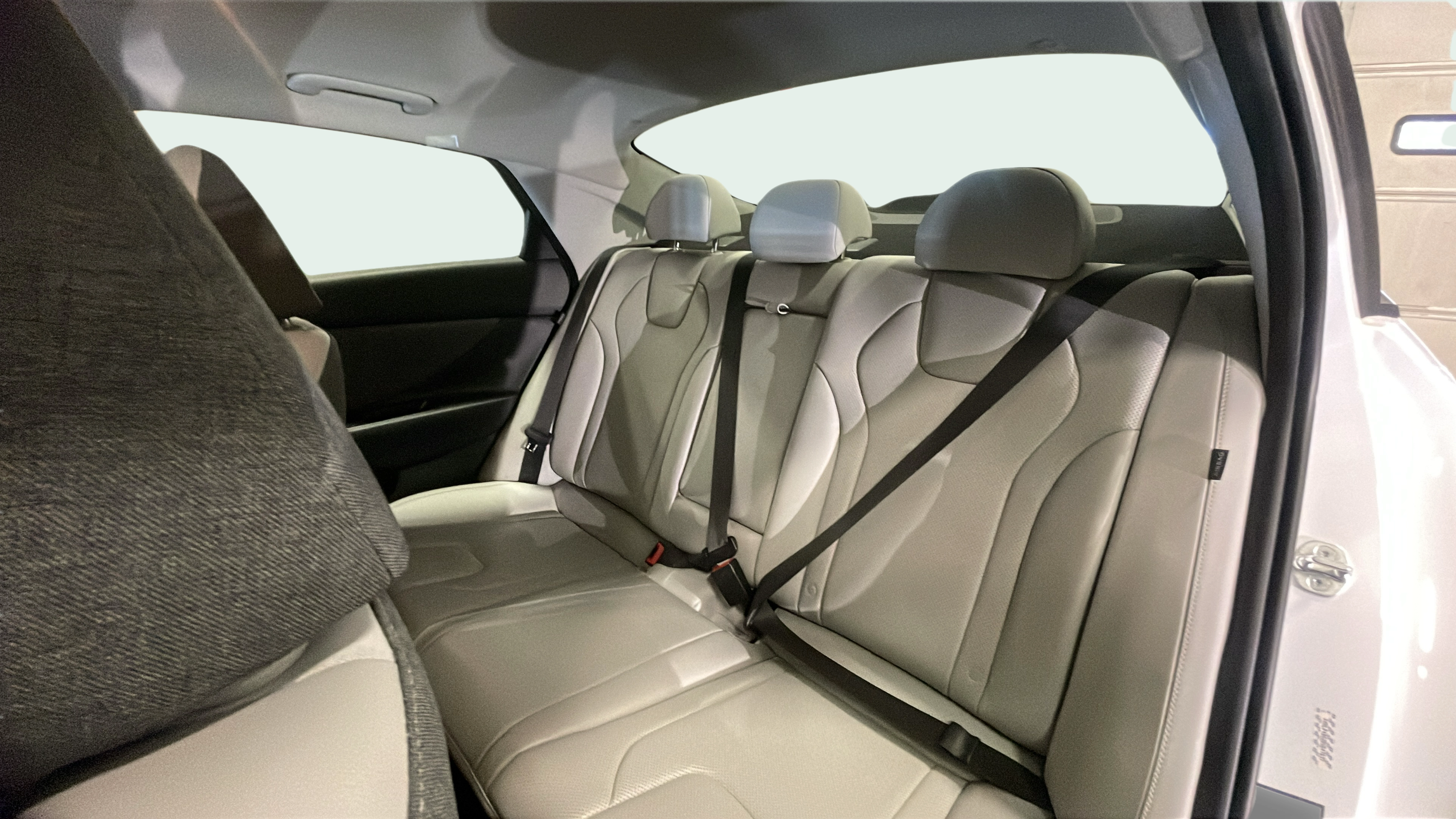 Vehicle interior 360 preview
