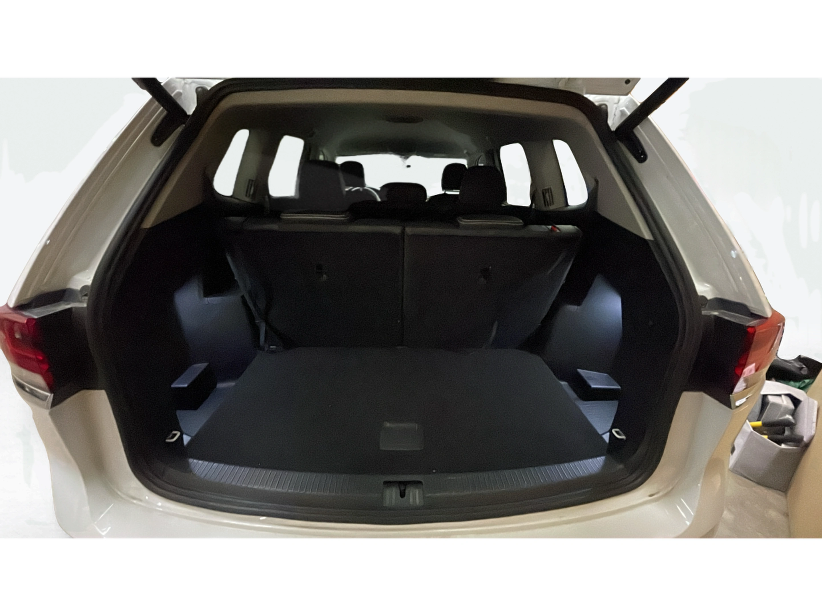 Vehicle interior 1