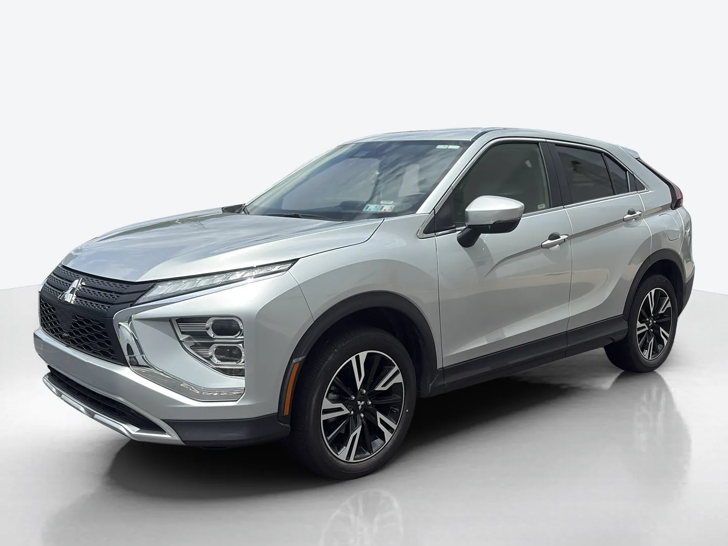 2024 Mitsubishi Eclipse Cross — image 1 of 8