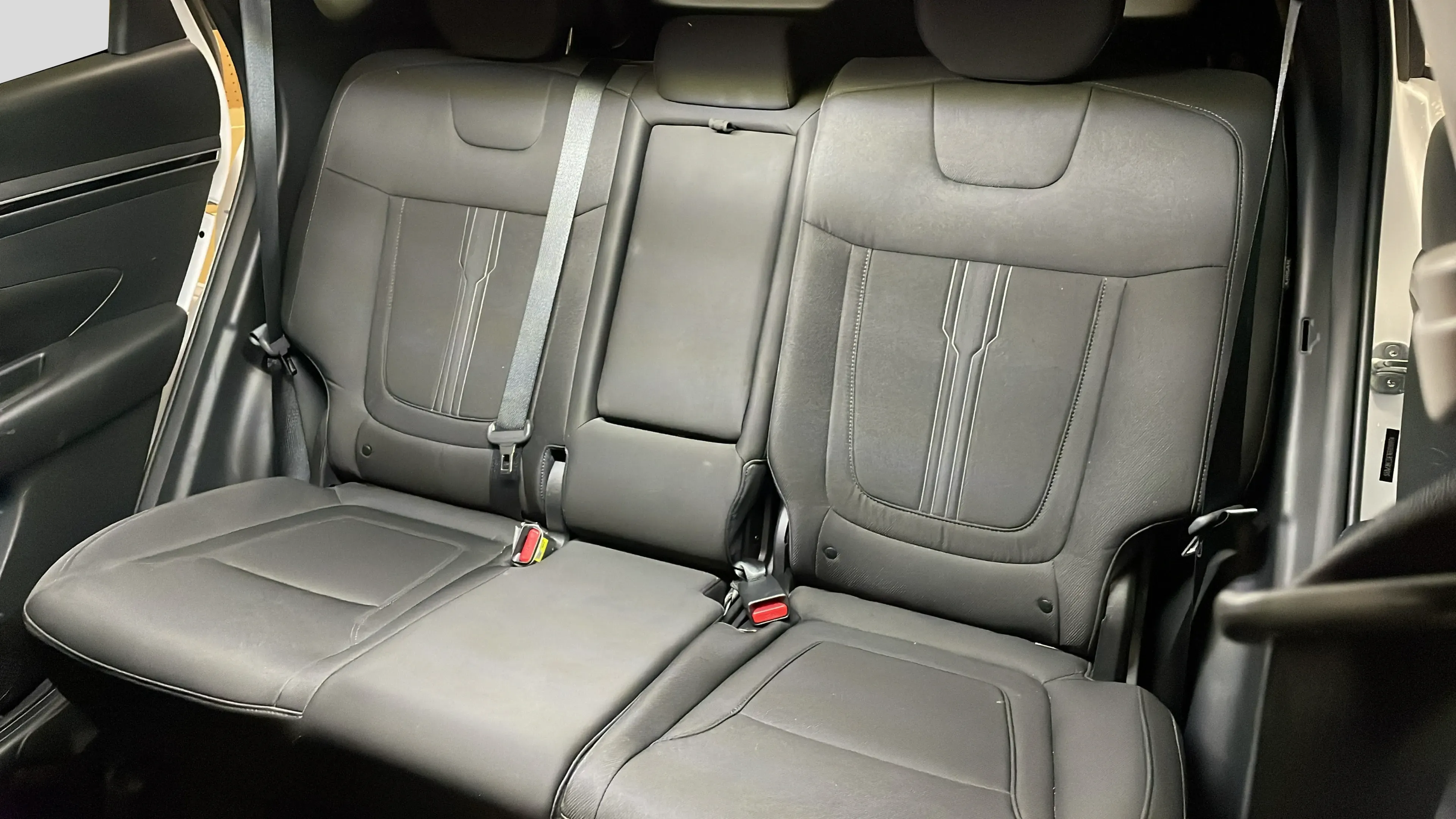 Vehicle interior 360 preview