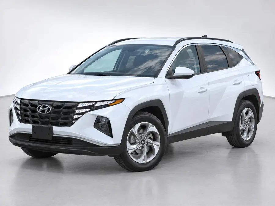 2024 Hyundai Tucson — image 1 of 9