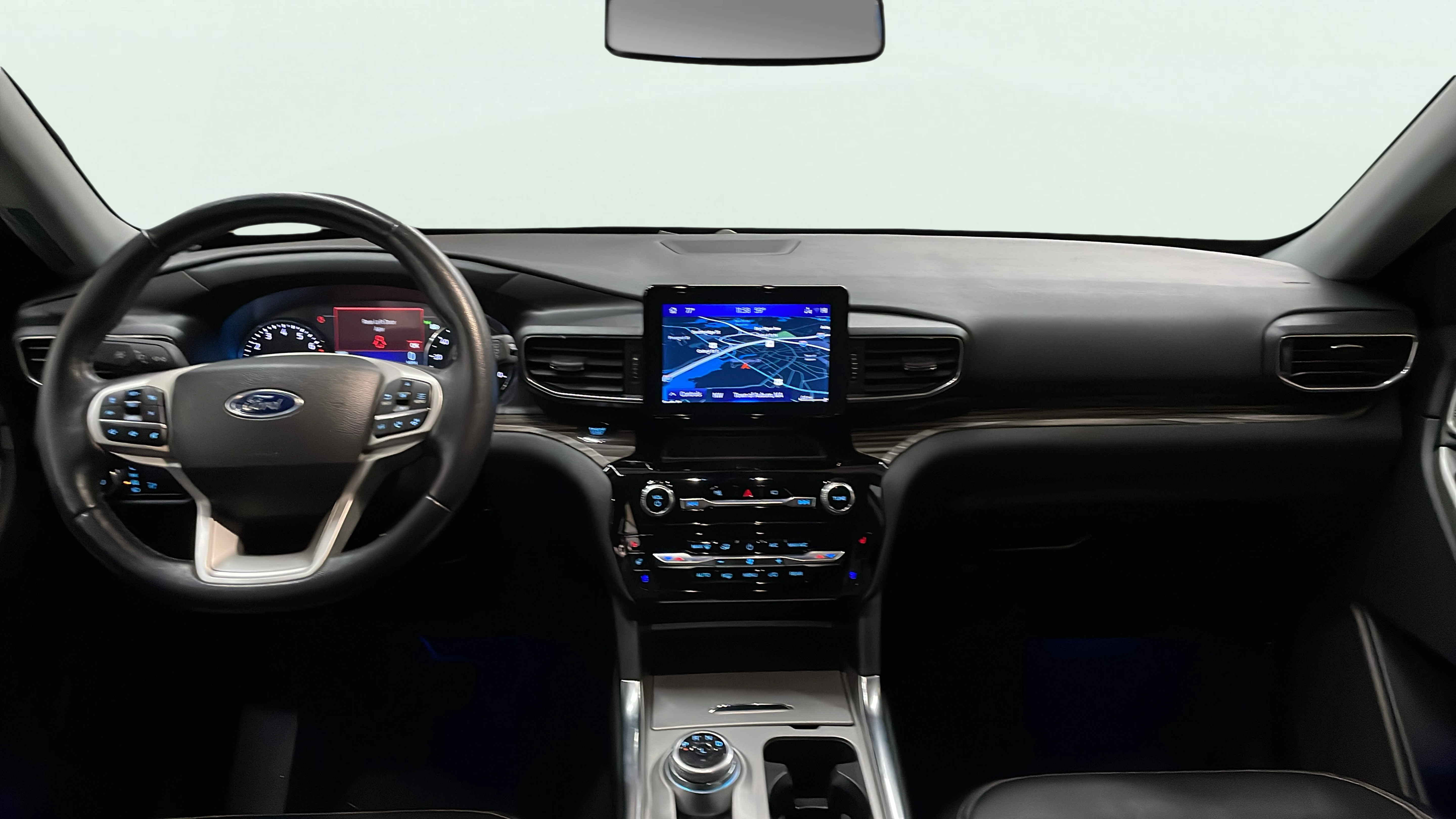 Vehicle interior 360 preview