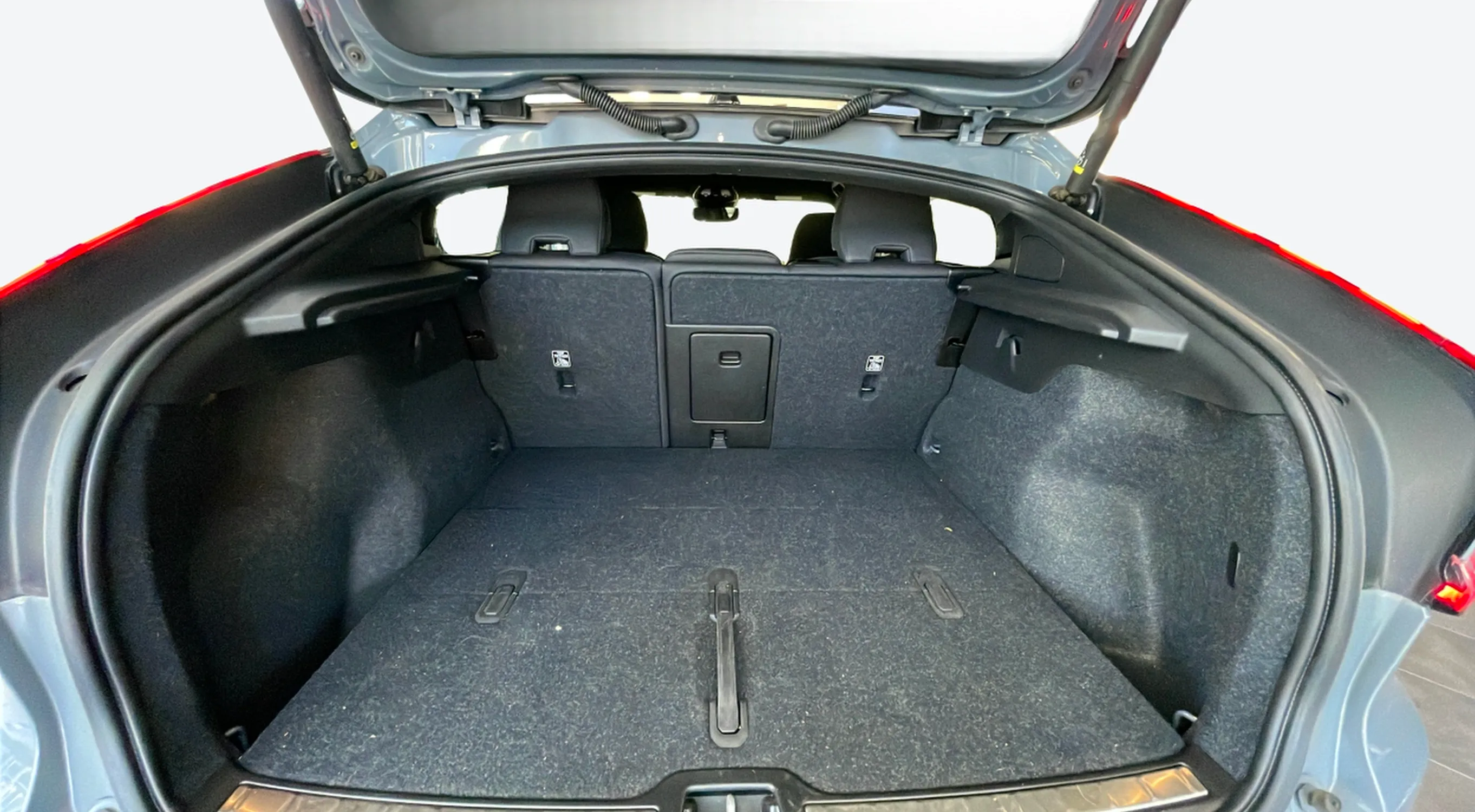 Vehicle interior 360 preview