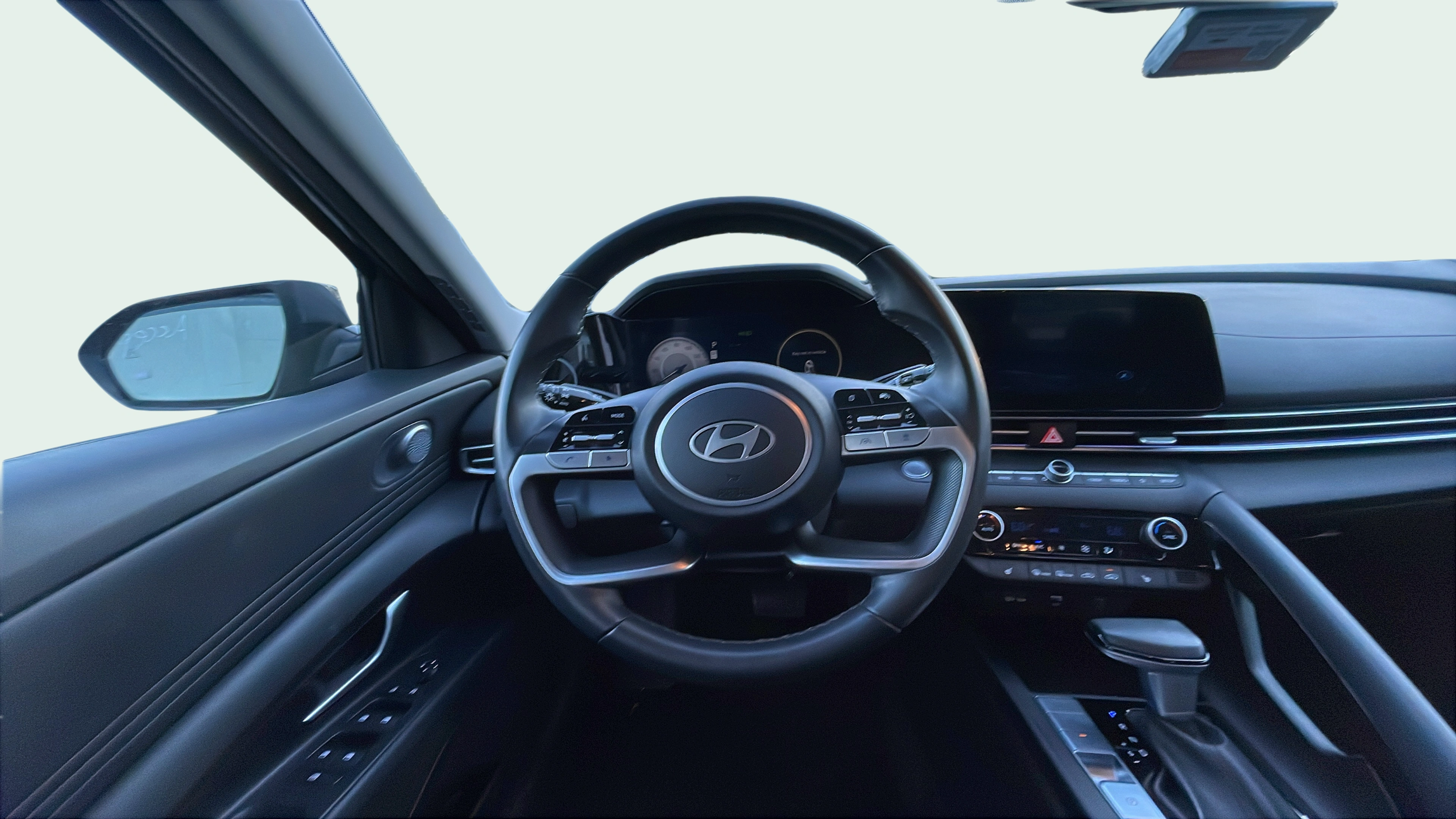 Vehicle interior 360 preview