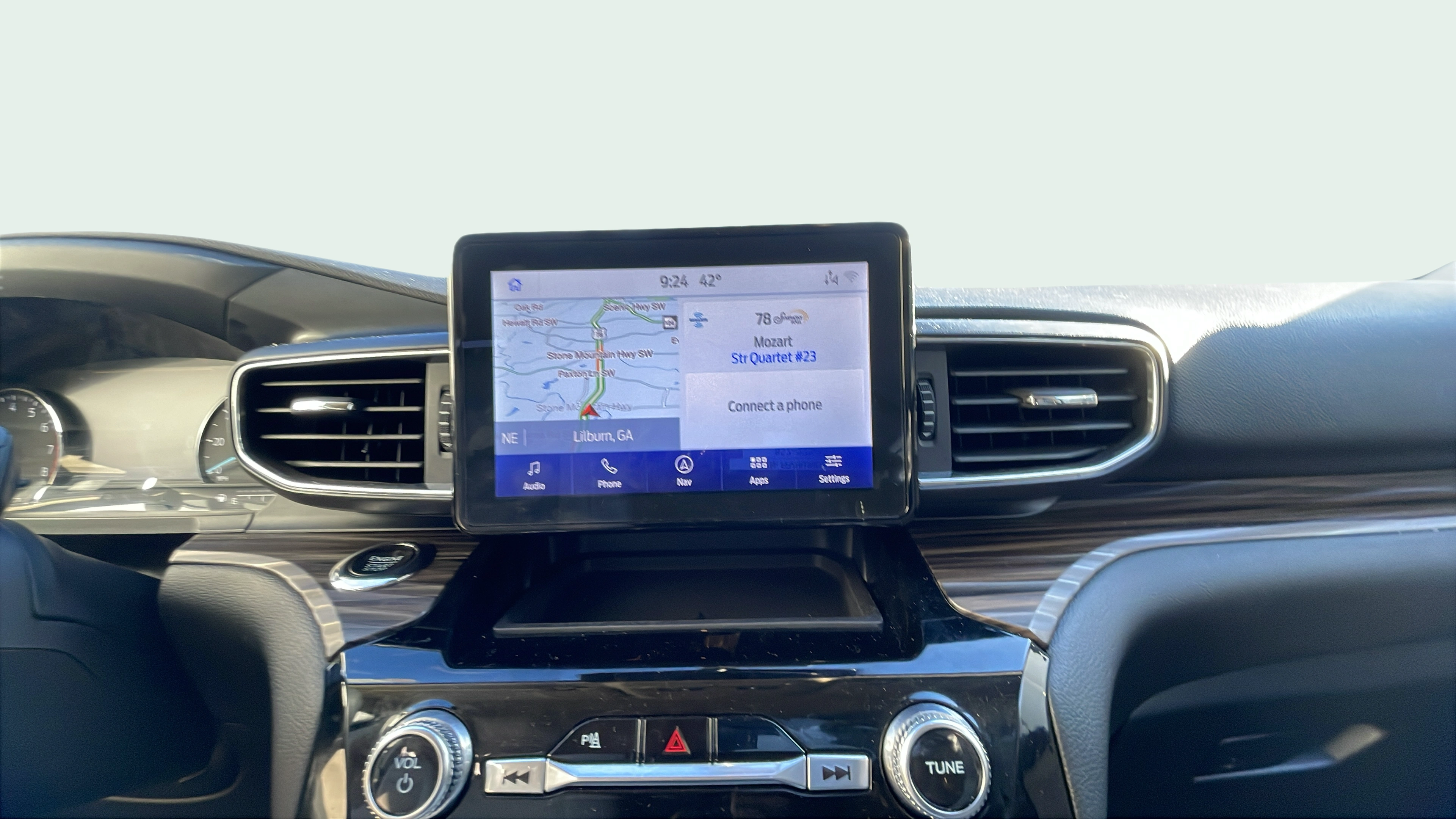 Vehicle interior 360 preview