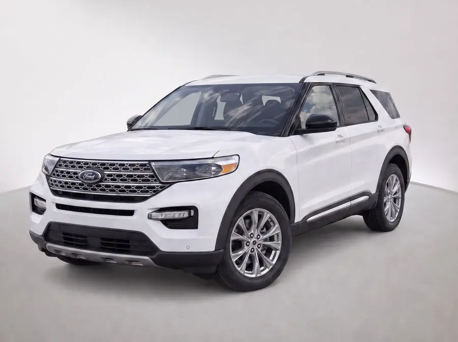 2024 Ford Explorer — image 1 of 9