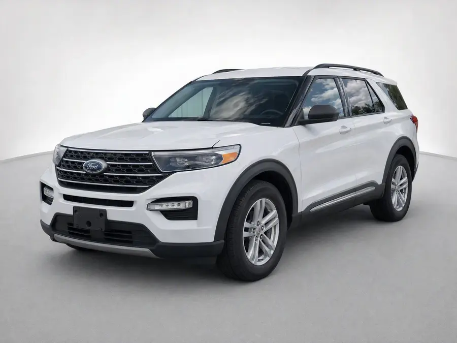 2023 Ford Explorer — image 1 of 9