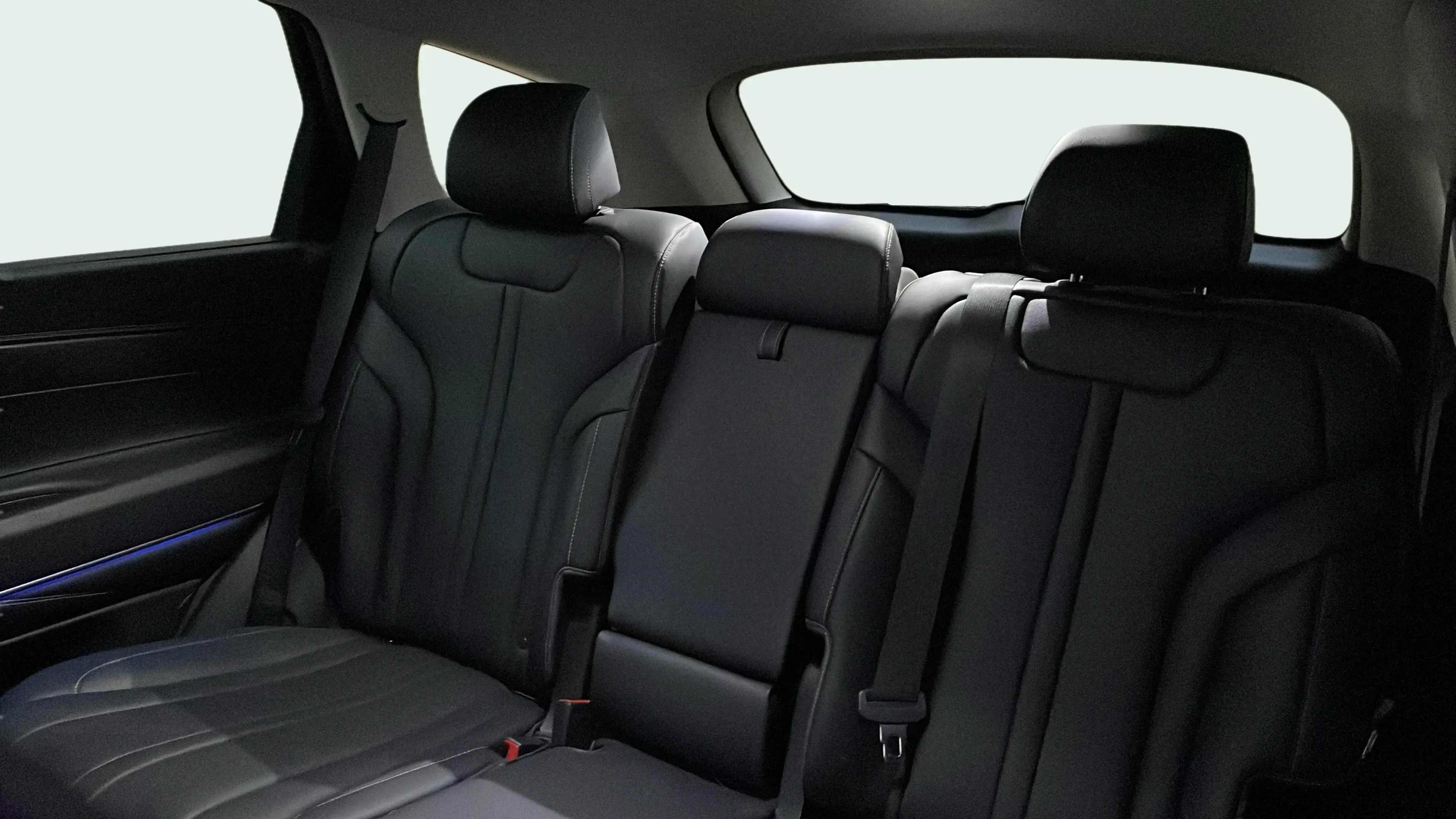 Vehicle interior 2