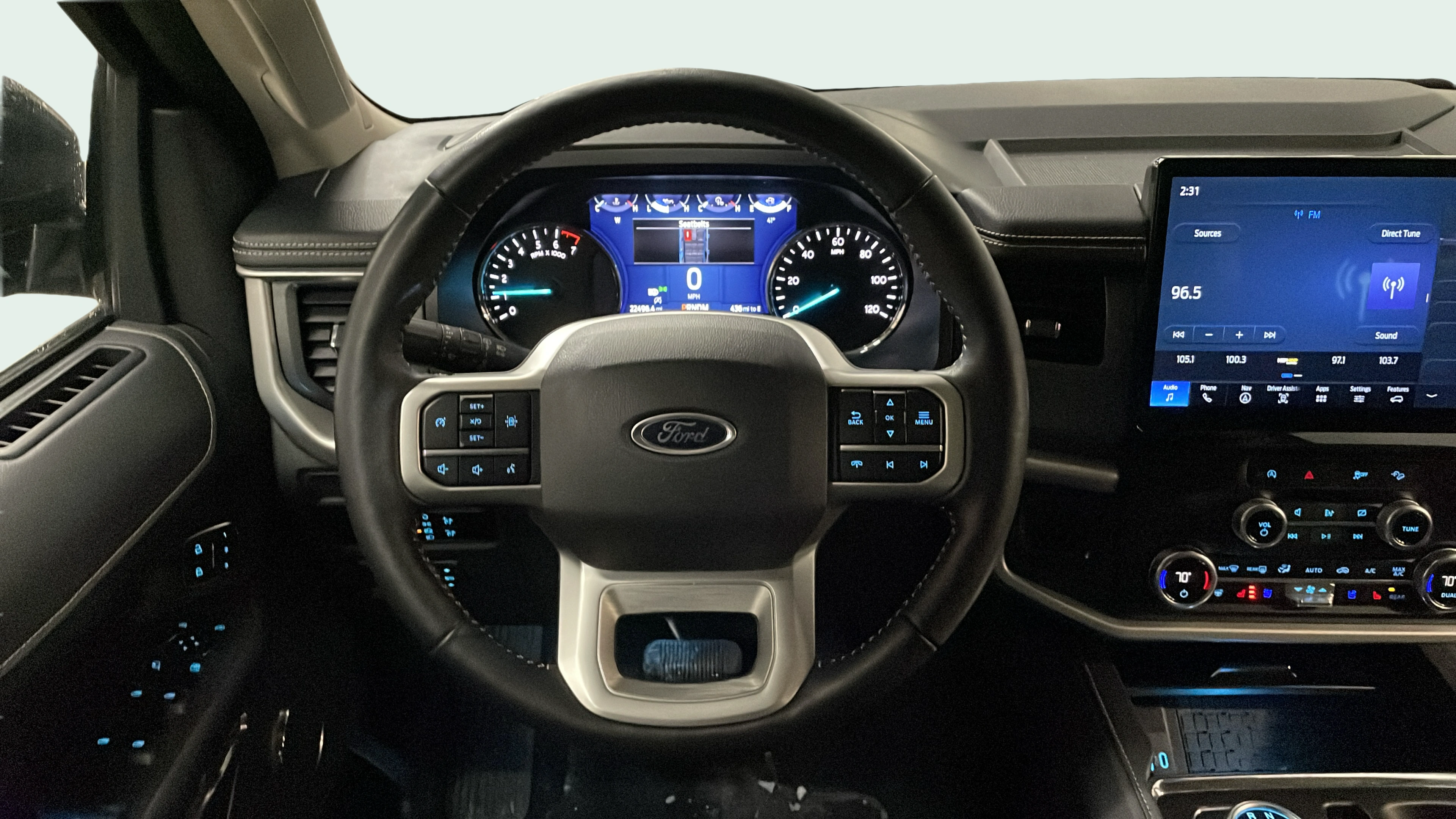 Vehicle interior 360 preview