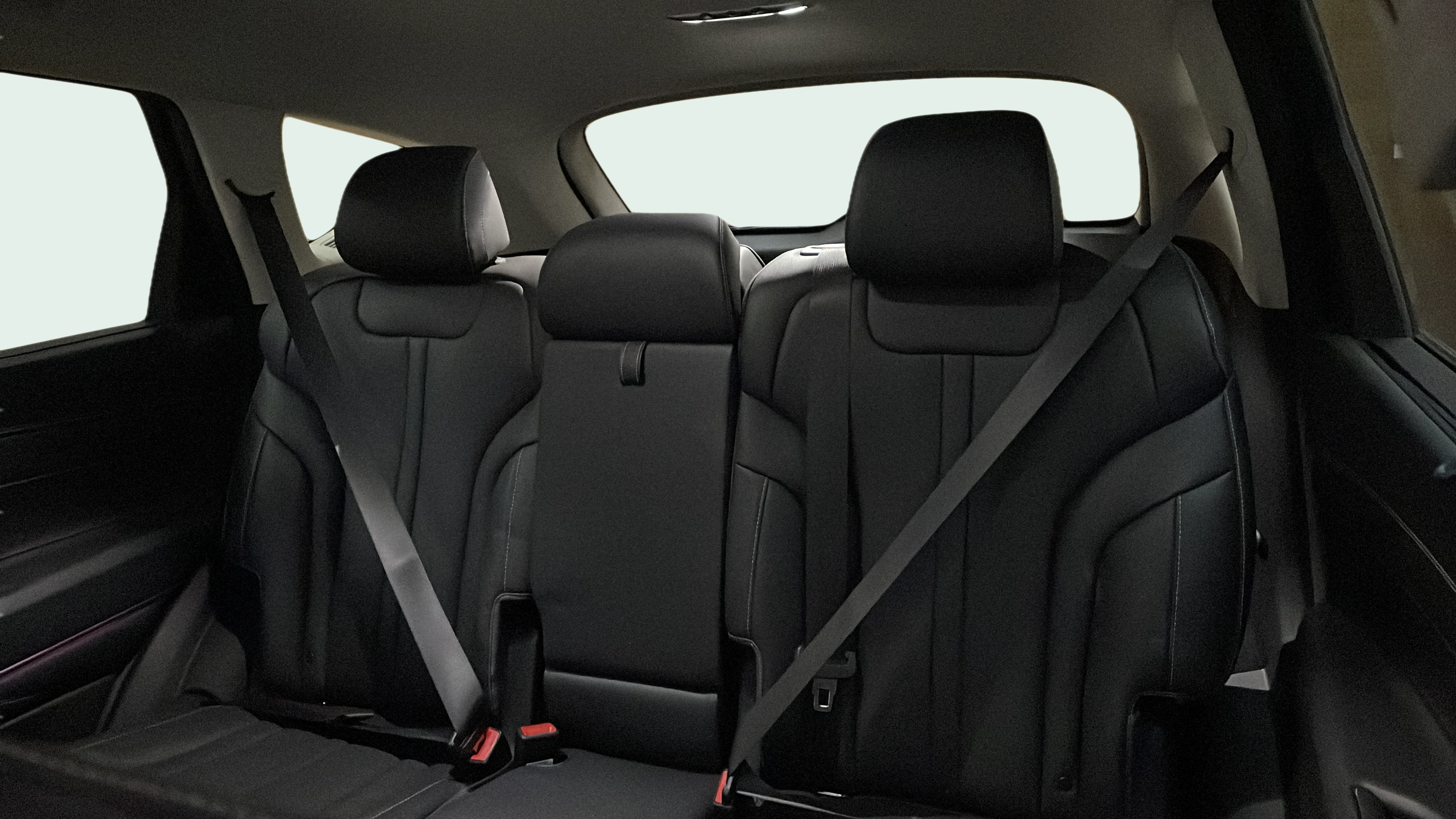 Vehicle interior 360 preview