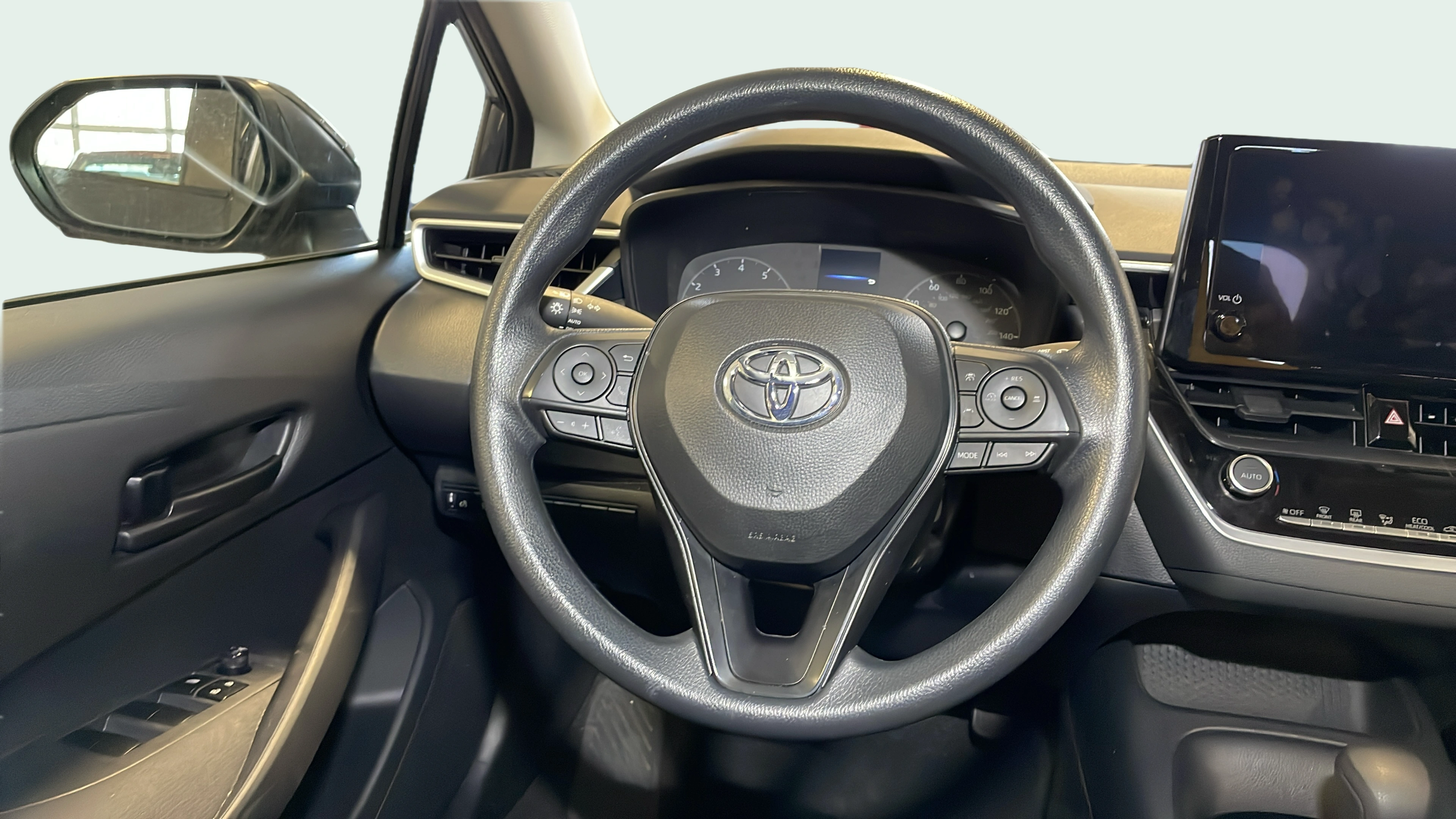 Vehicle interior 360 preview