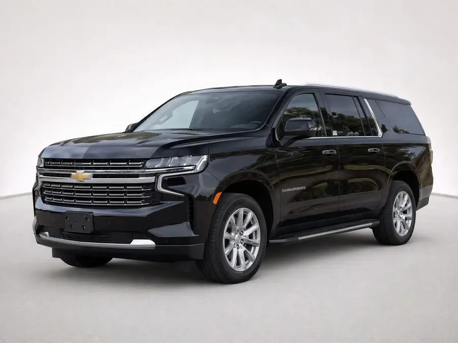2023 Chevrolet Suburban — image 1 of 9