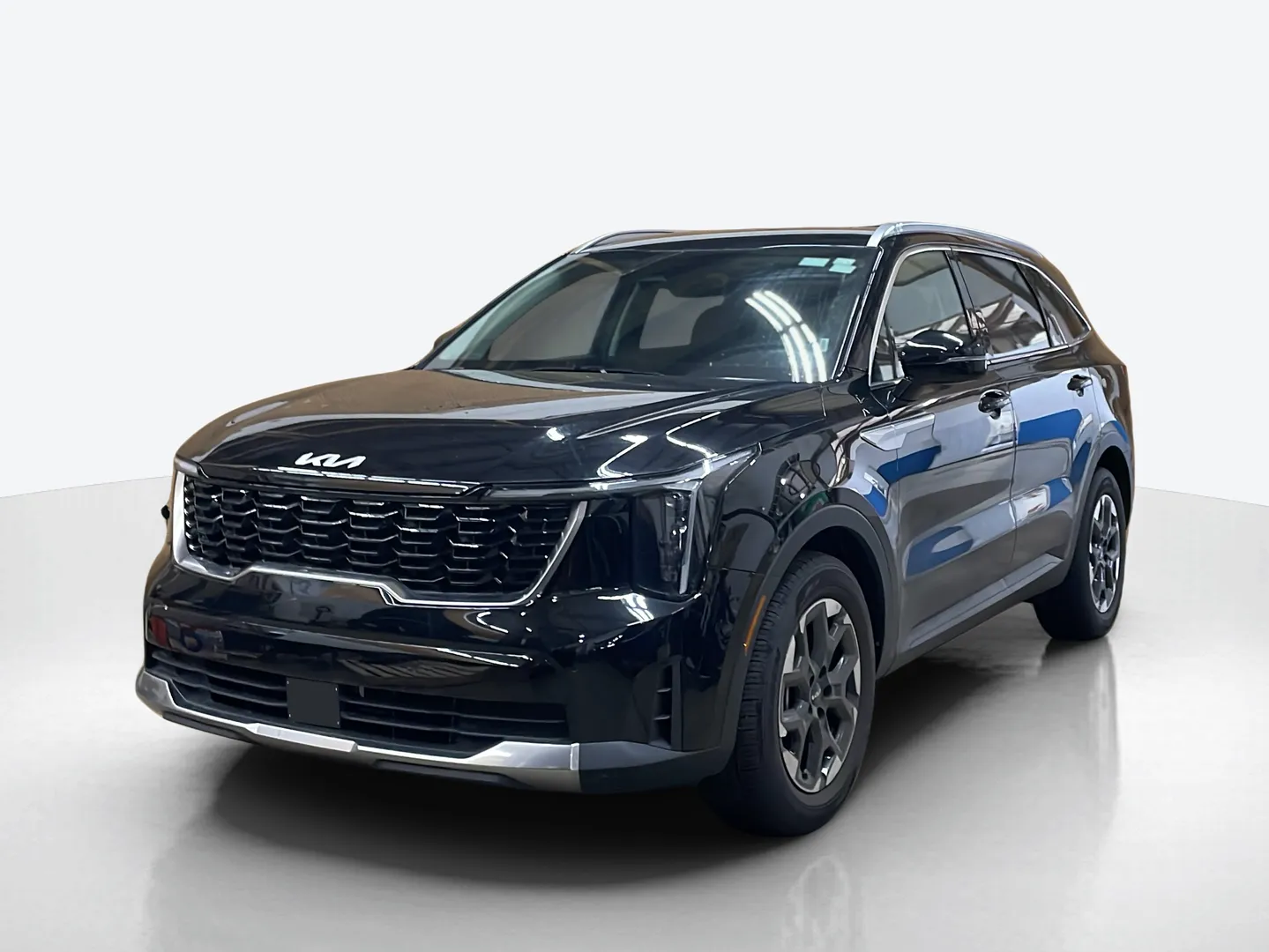 2024 Kia Sorento — image 1 of 8