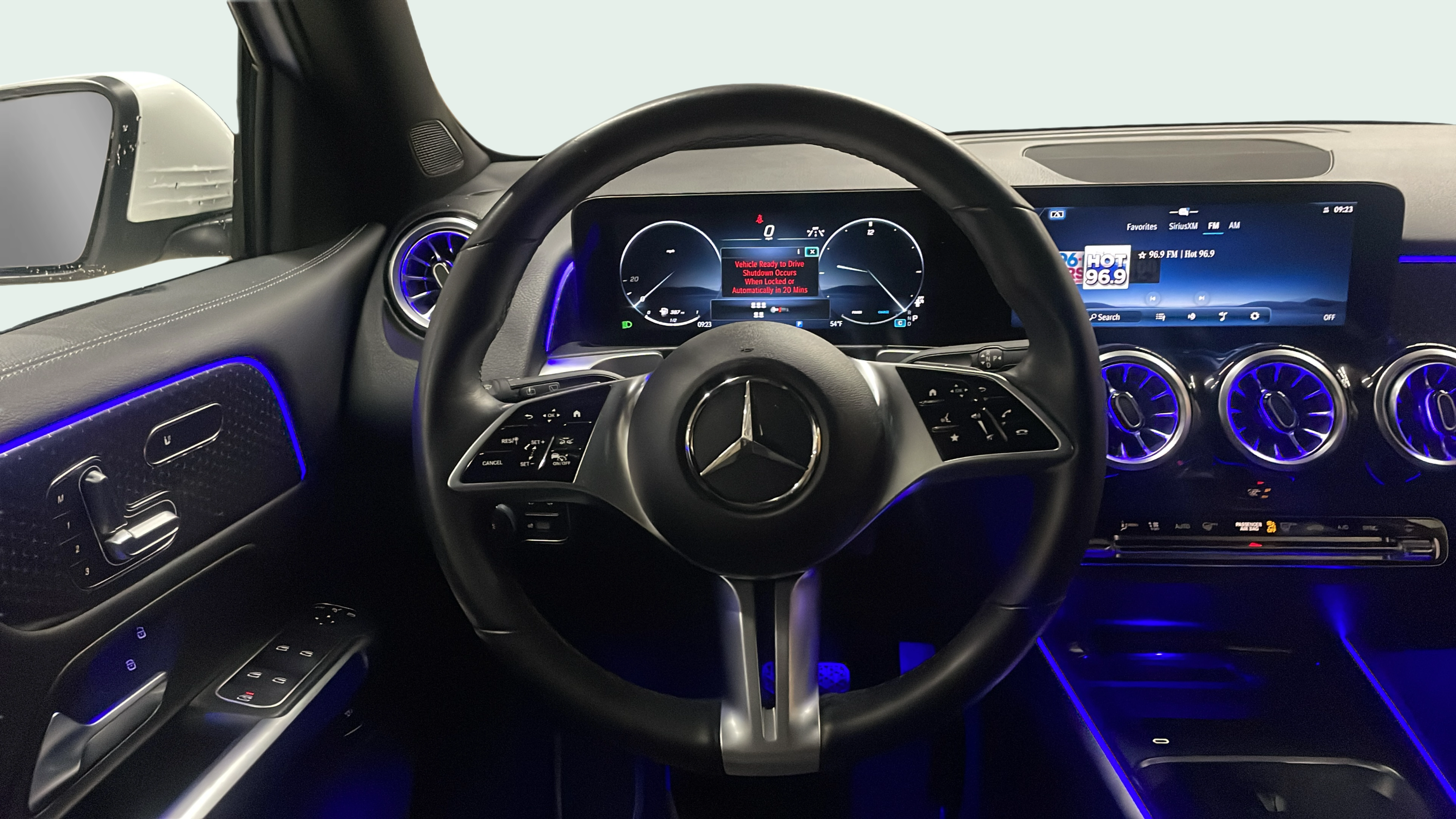 Vehicle interior 360 preview