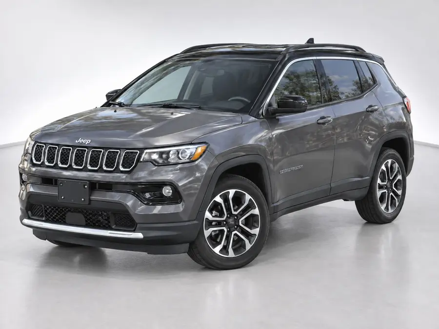 2023 Jeep Compass — image 1 of 8