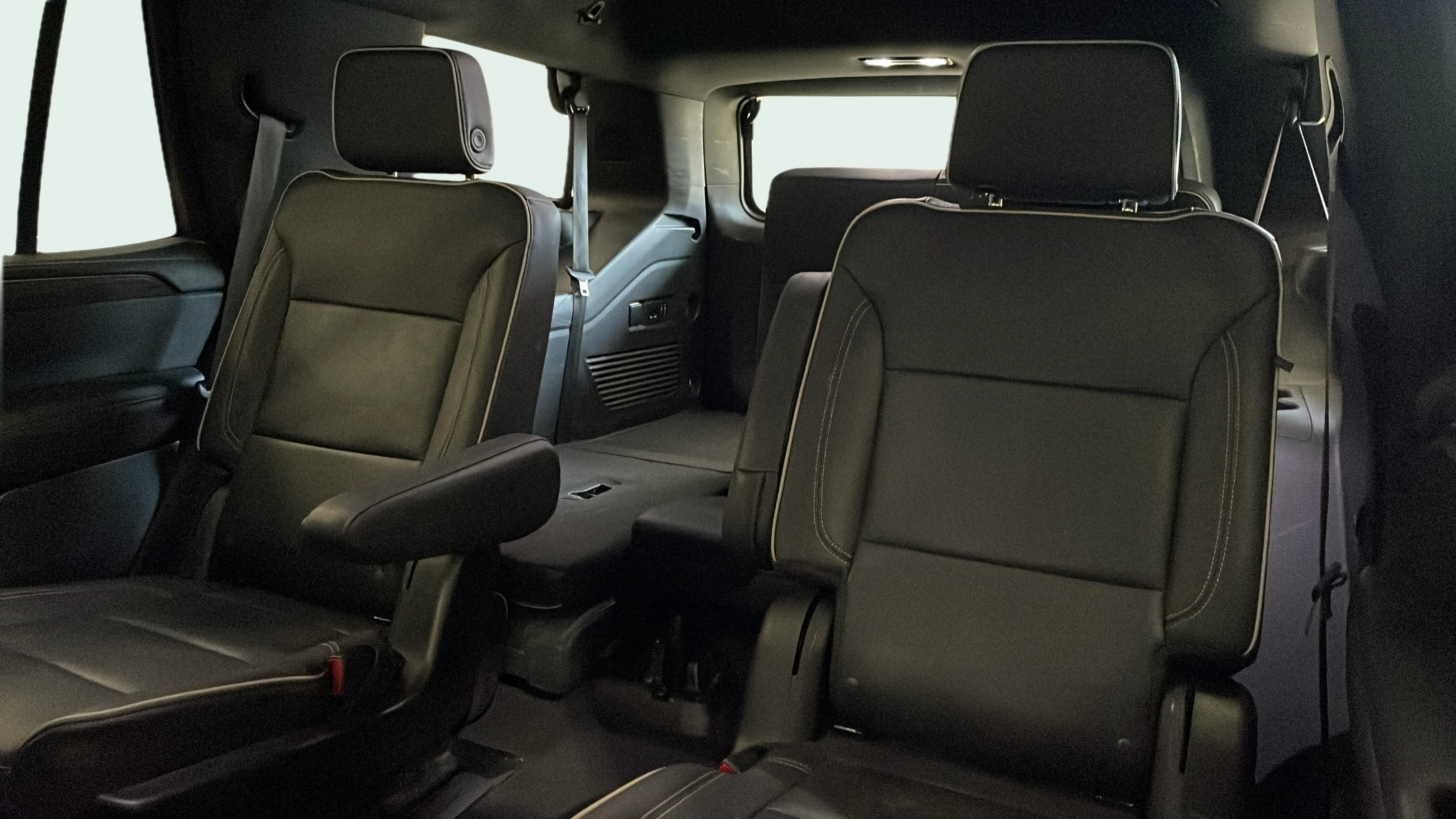 Vehicle interior 360 preview