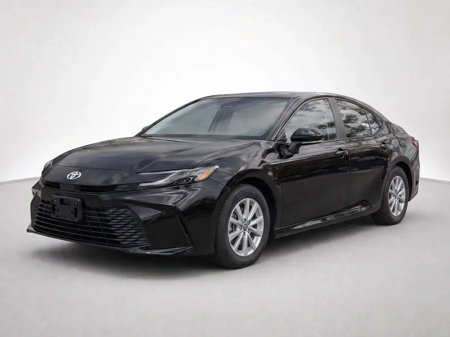 2025 Toyota Camry — image 1 of 9