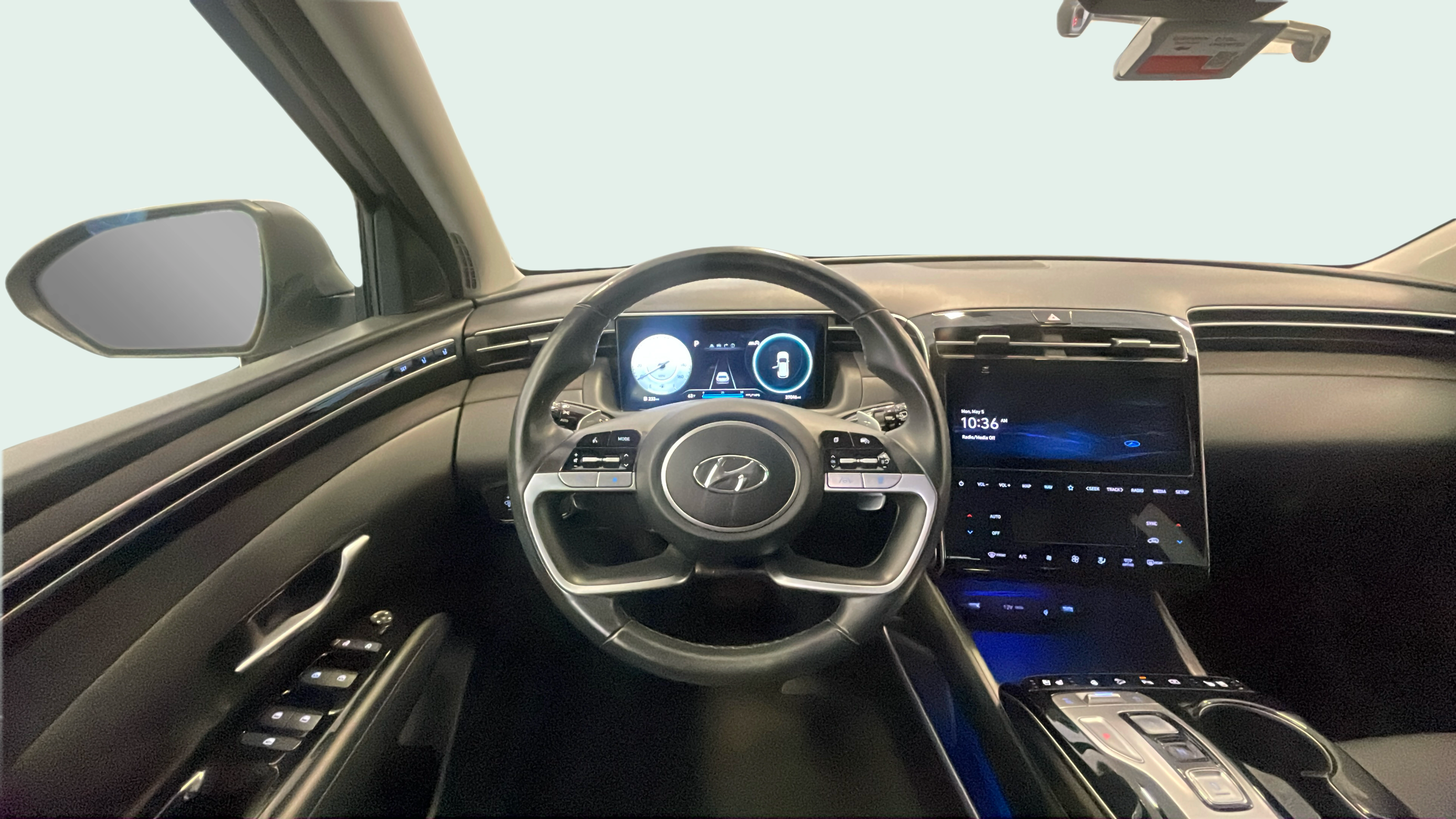 Vehicle interior 360 preview