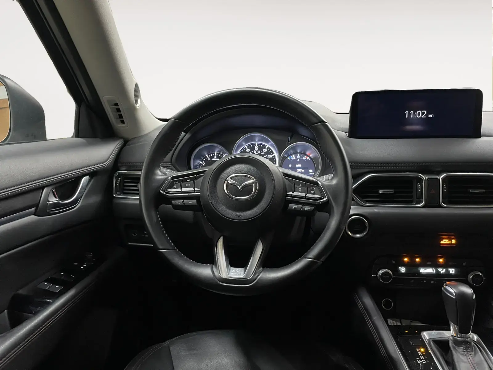 Vehicle interior 3