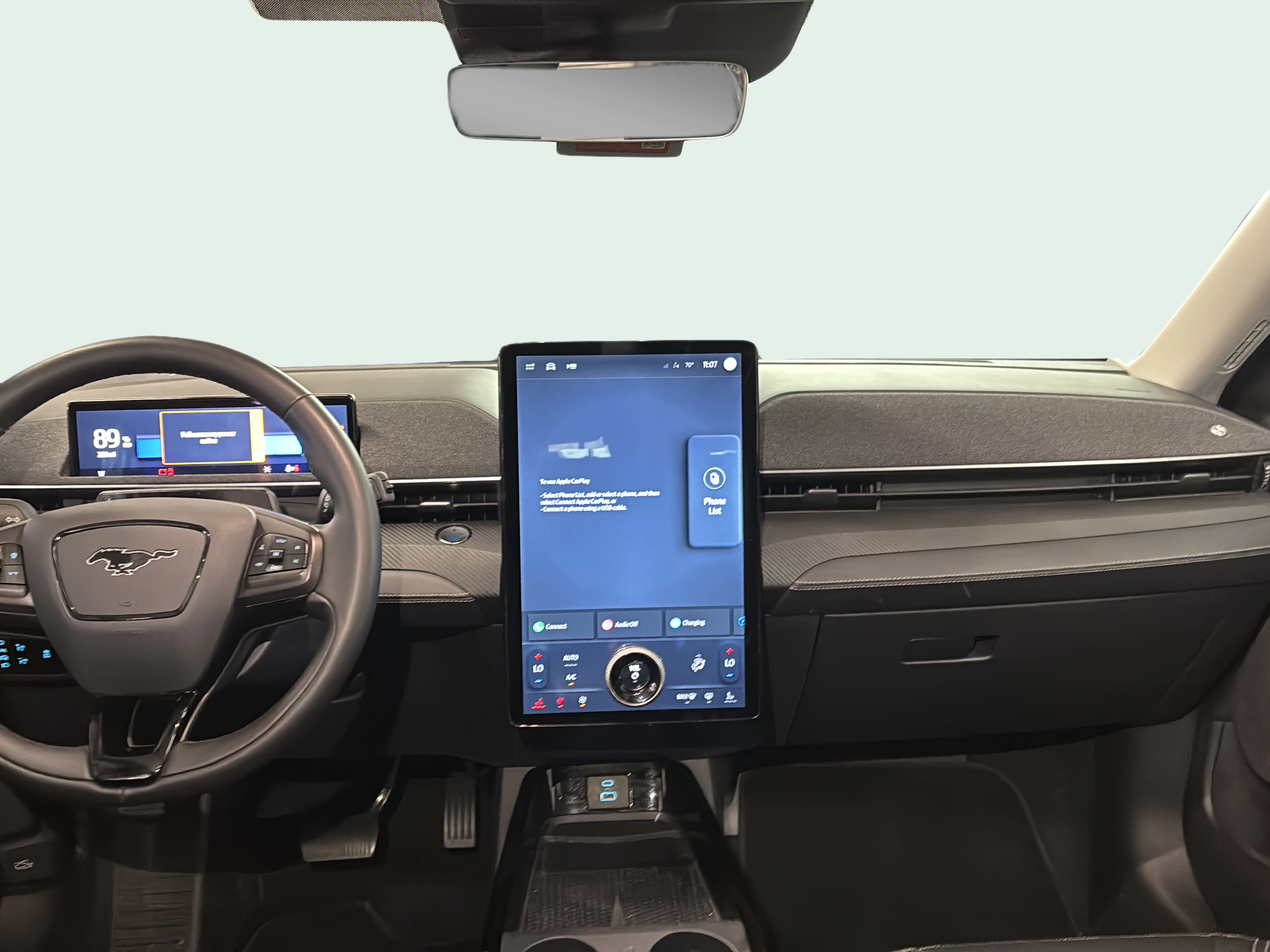 Vehicle interior 360 preview