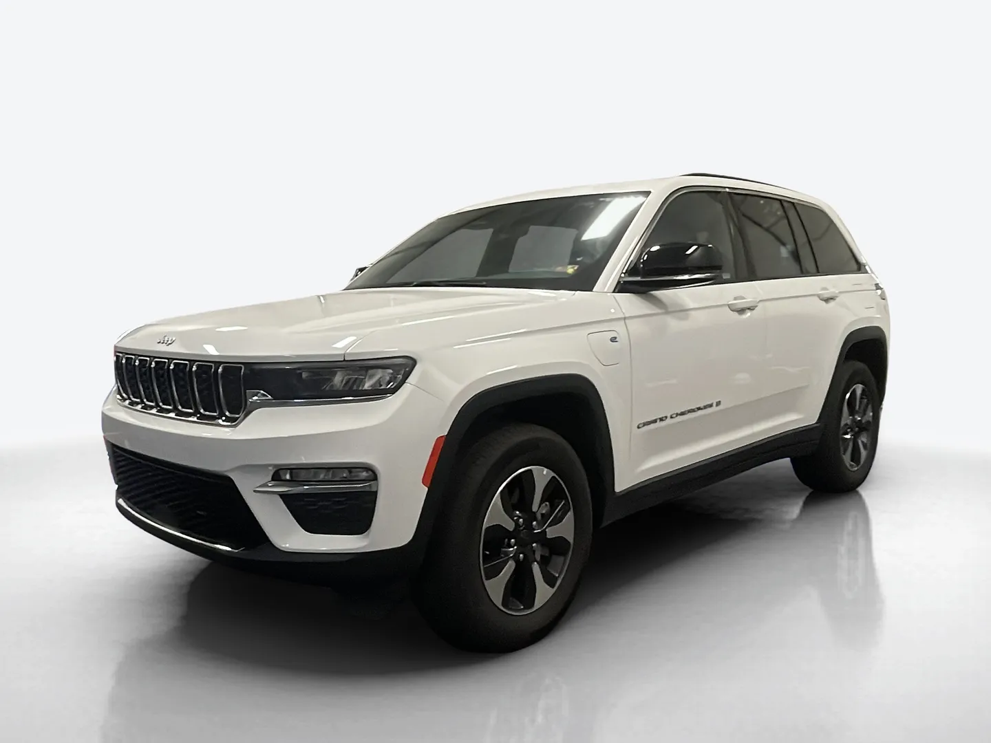 2024 Jeep Grand Cherokee 4xe — image 1 of 7