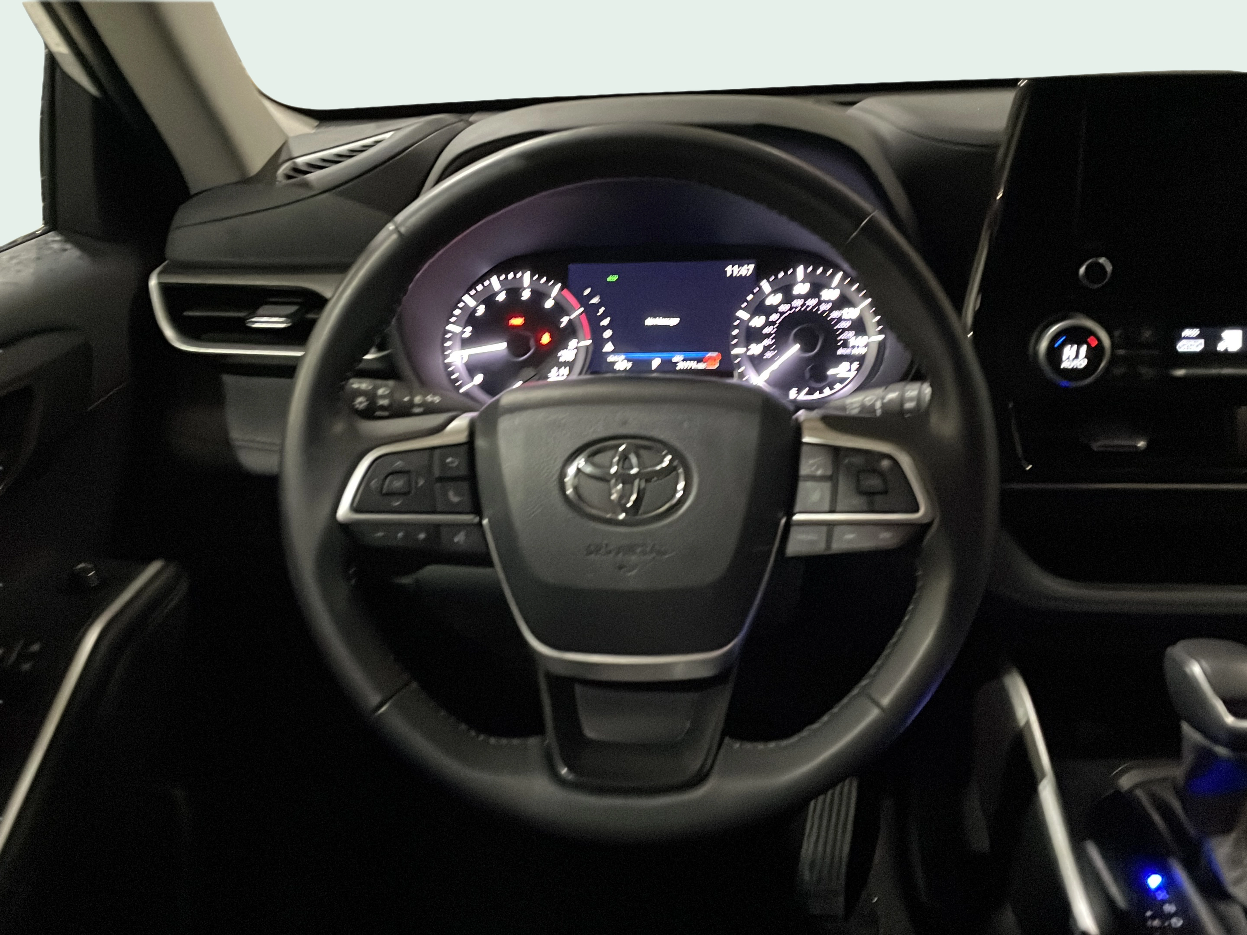 Vehicle interior 360 preview