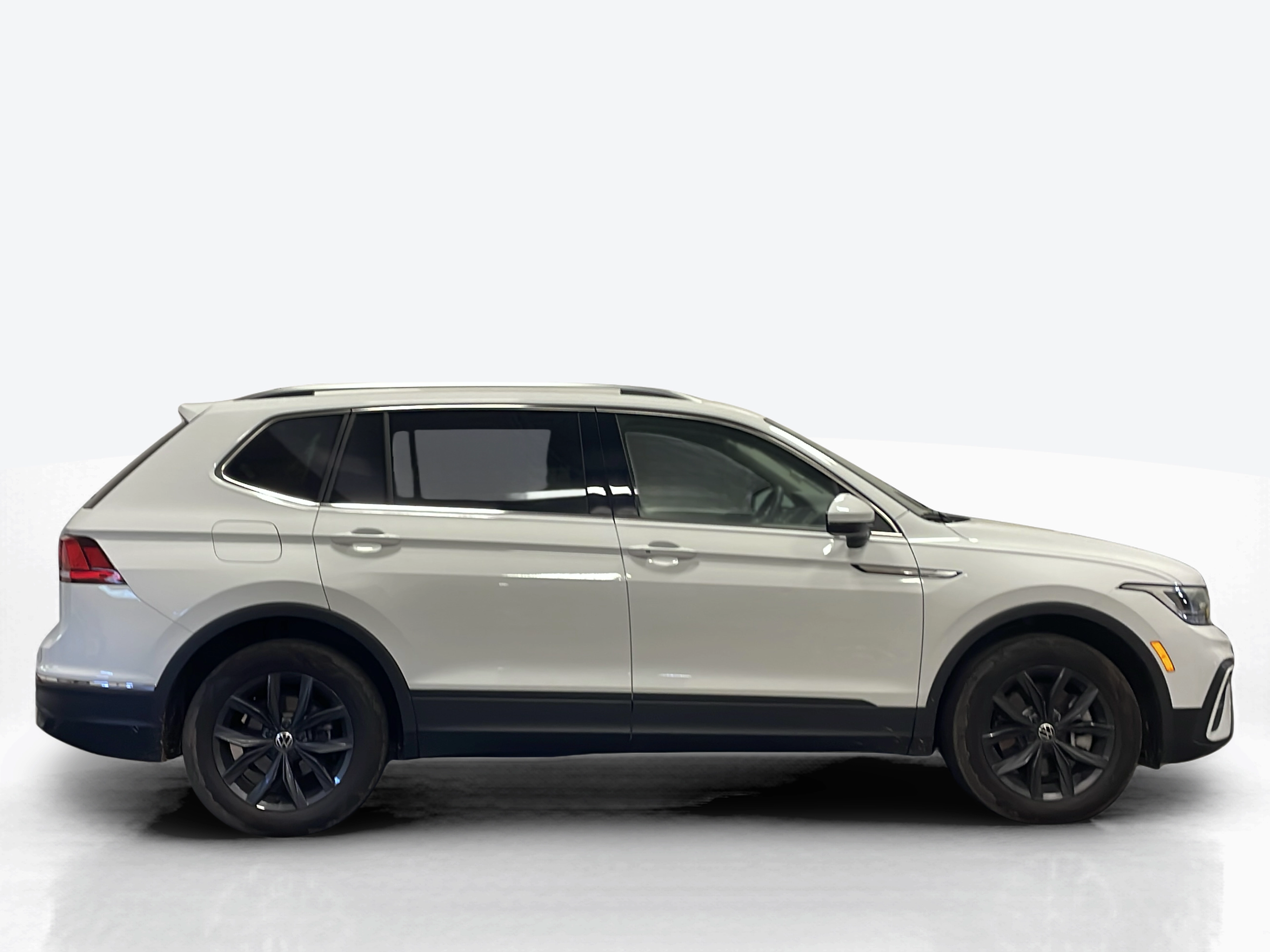 Vehicle exterior side