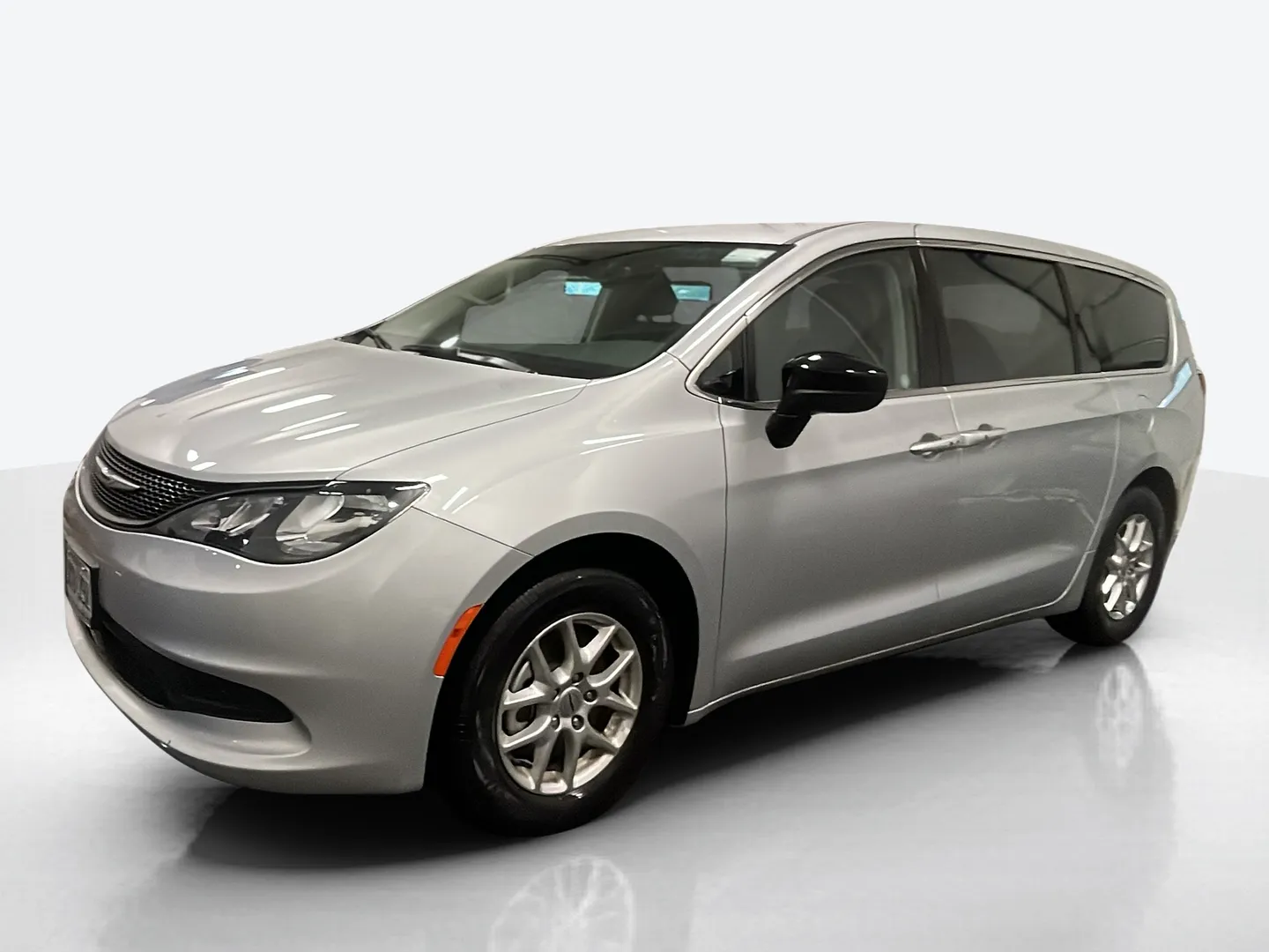 2024 Chrysler Voyager