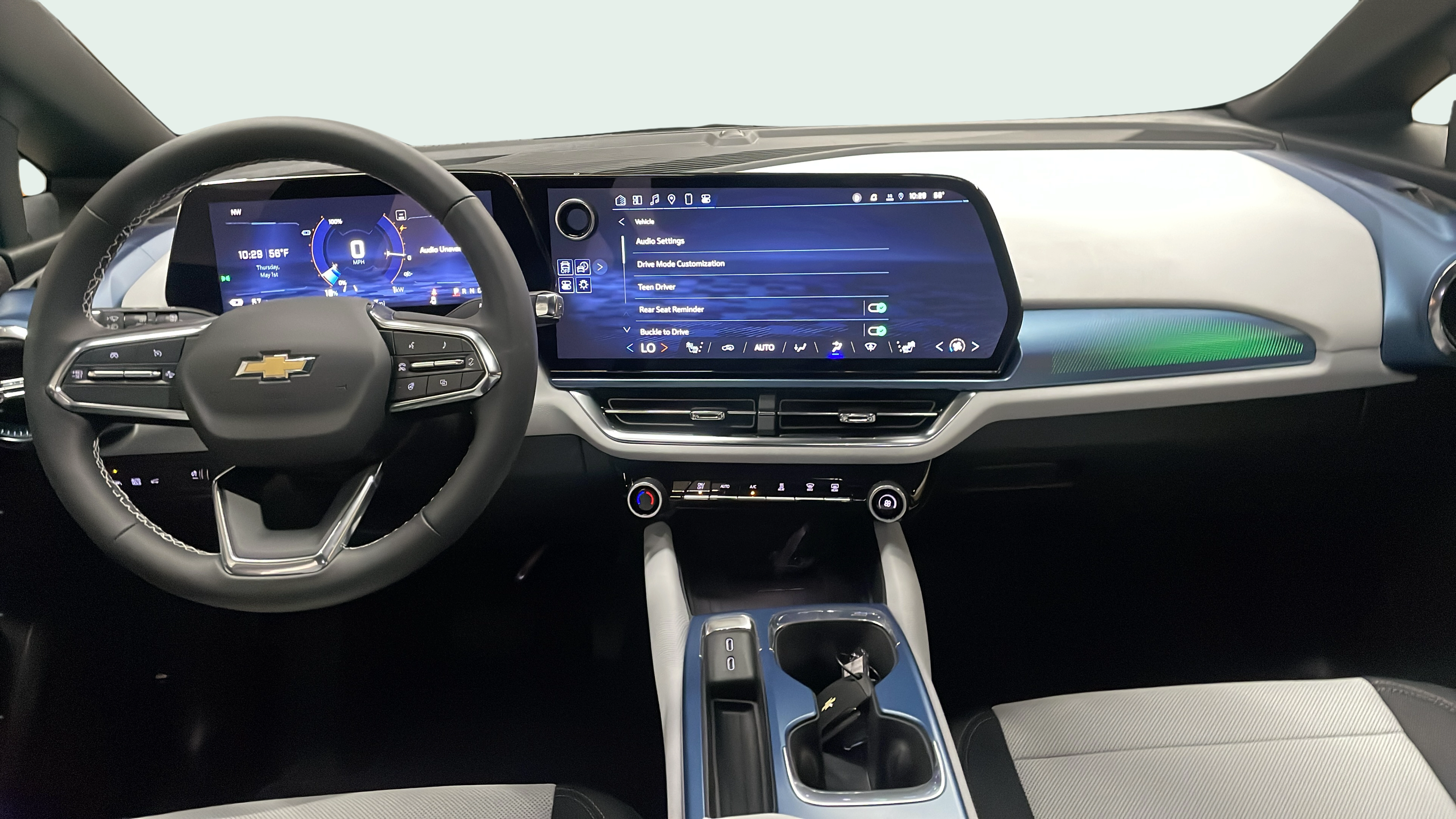 Vehicle interior 360 preview