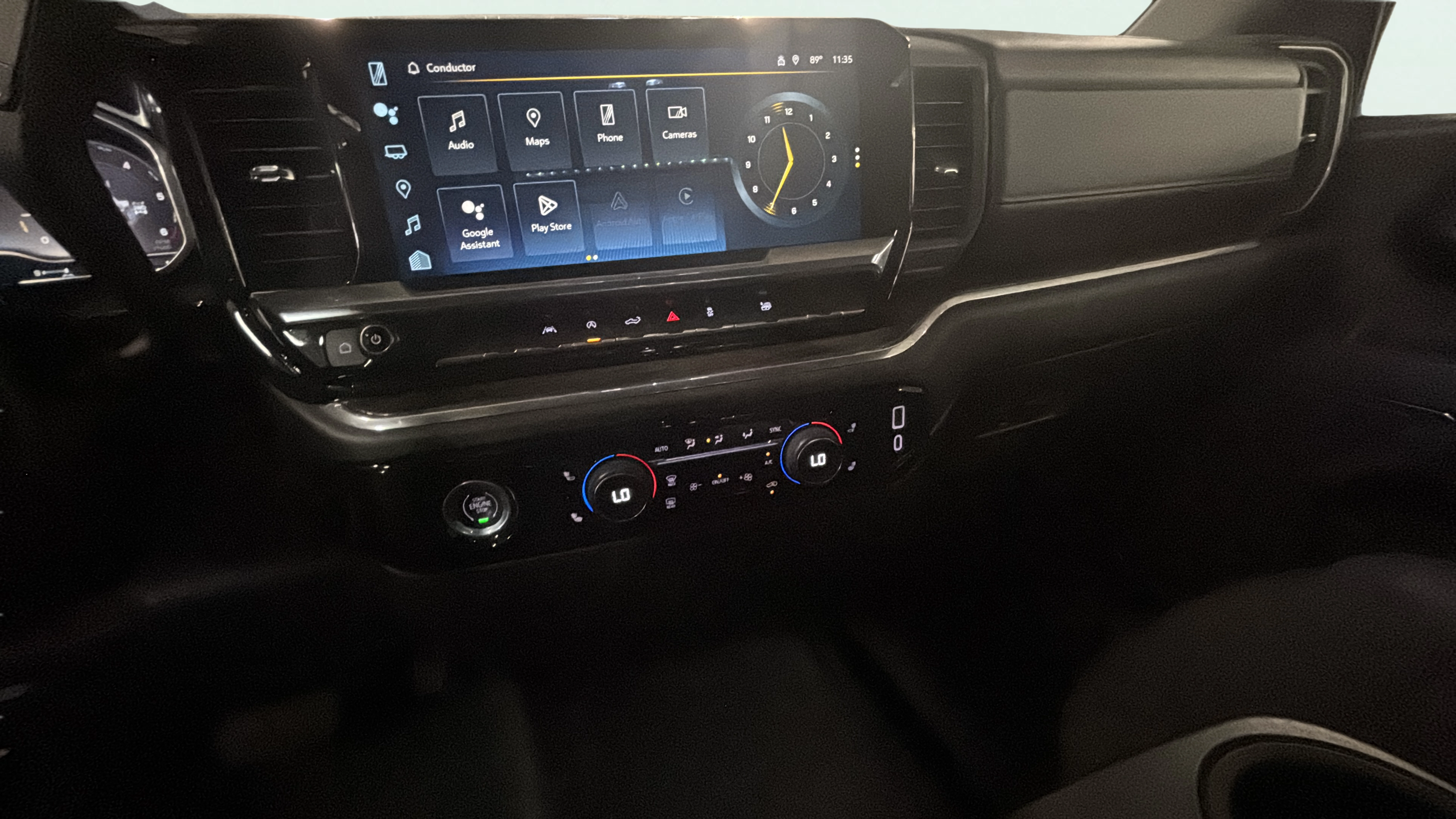 Vehicle interior 360 preview
