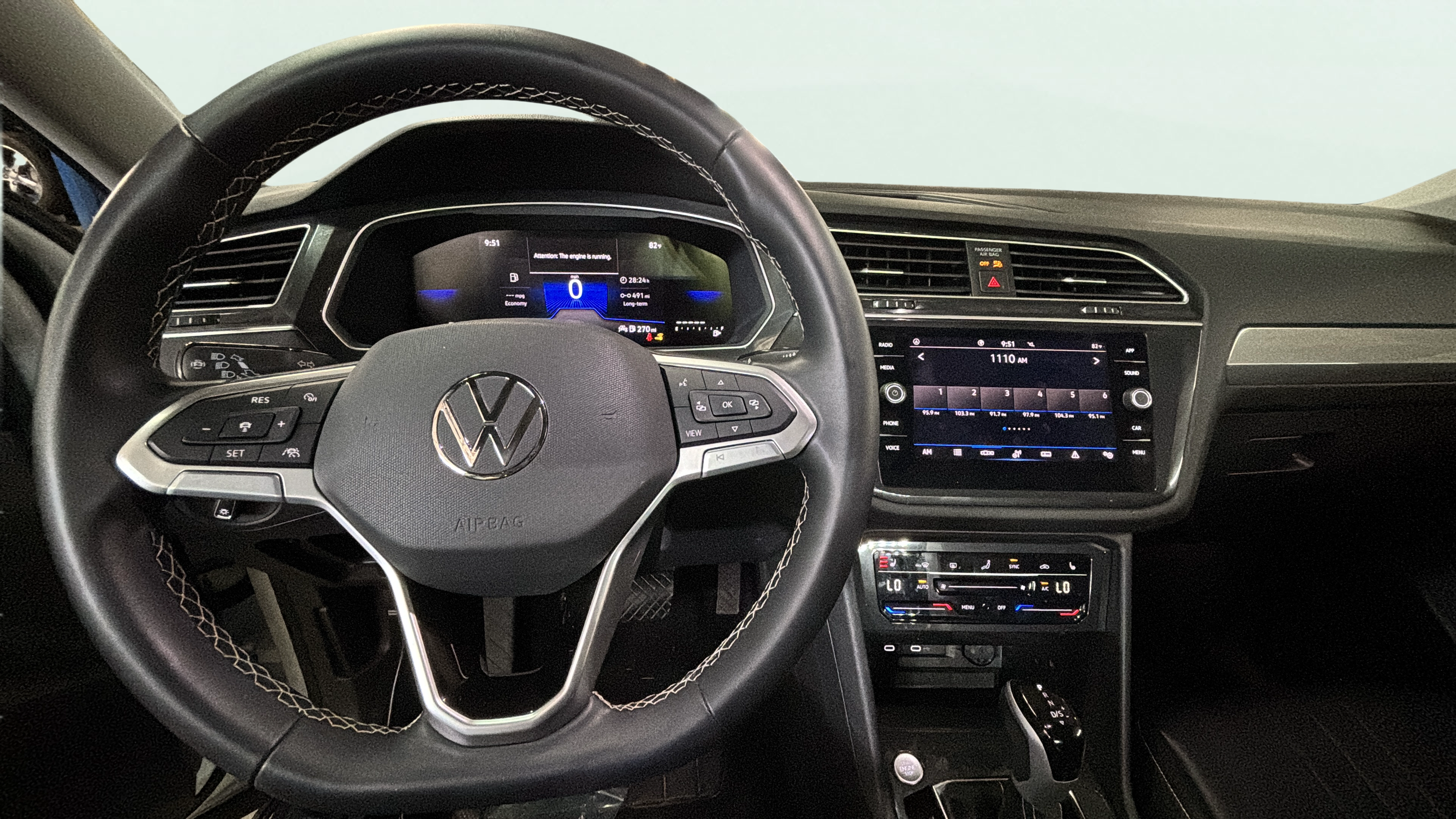Vehicle interior 360 preview