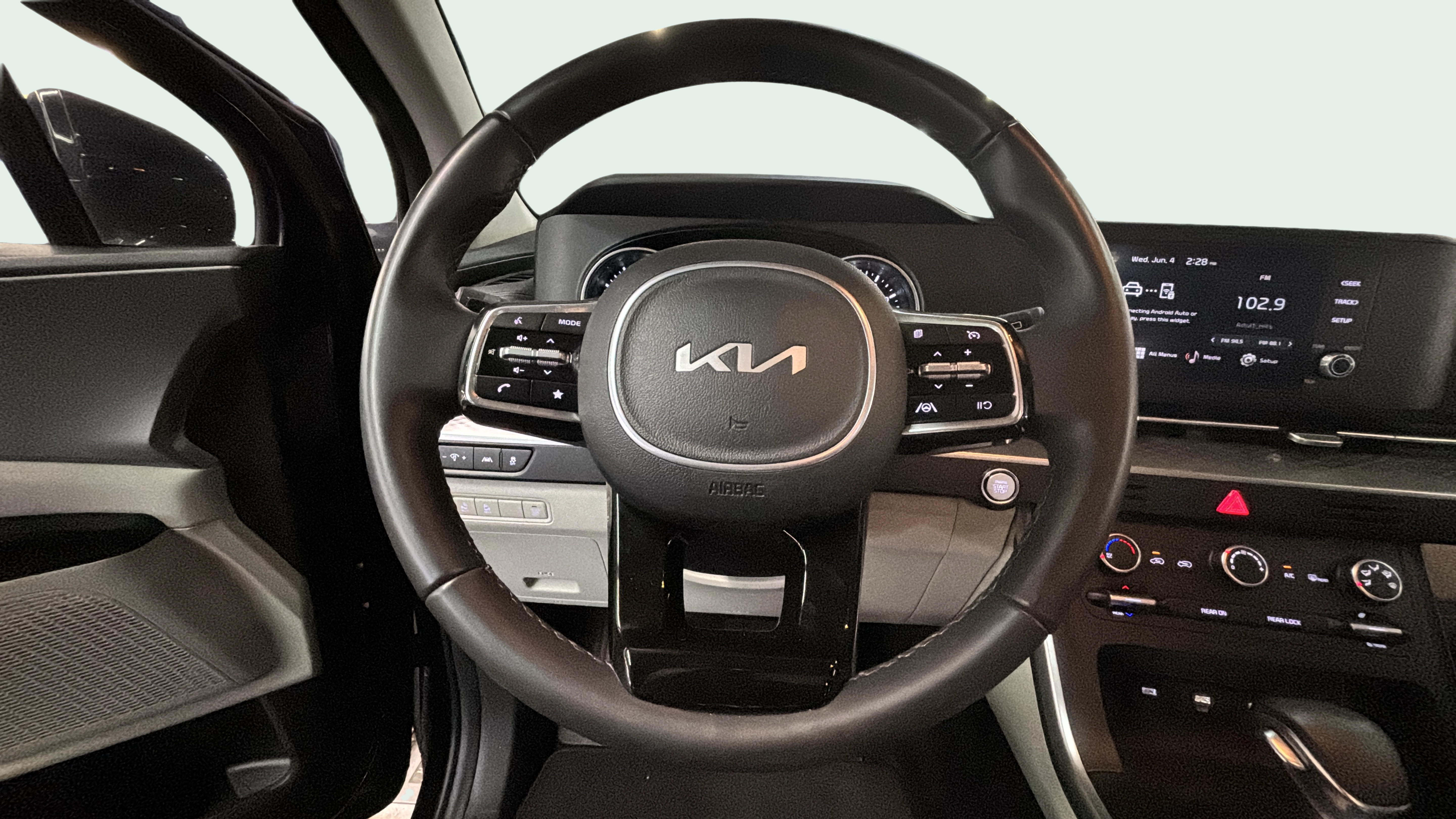 Vehicle interior 1