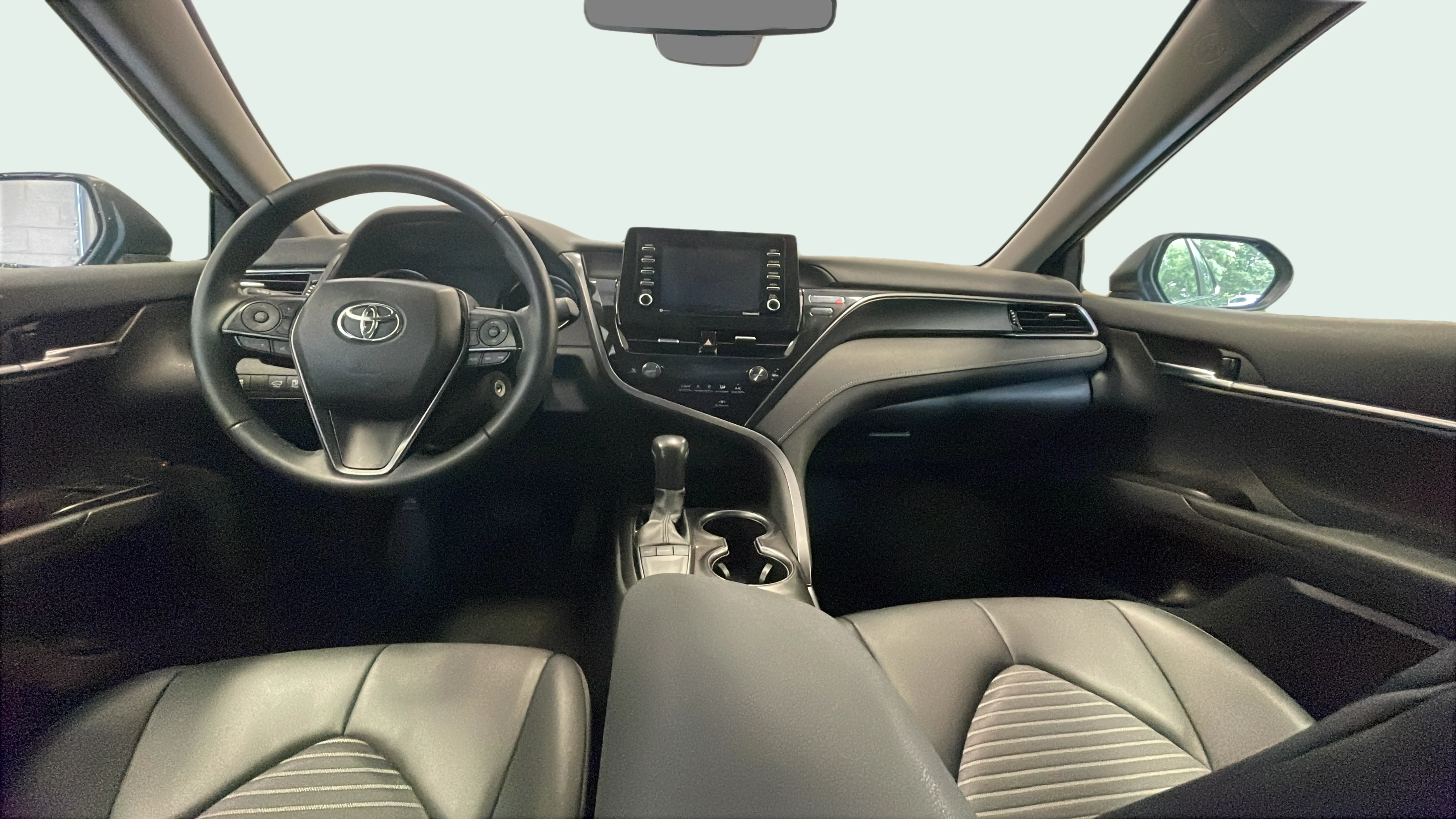 Vehicle interior 360 preview