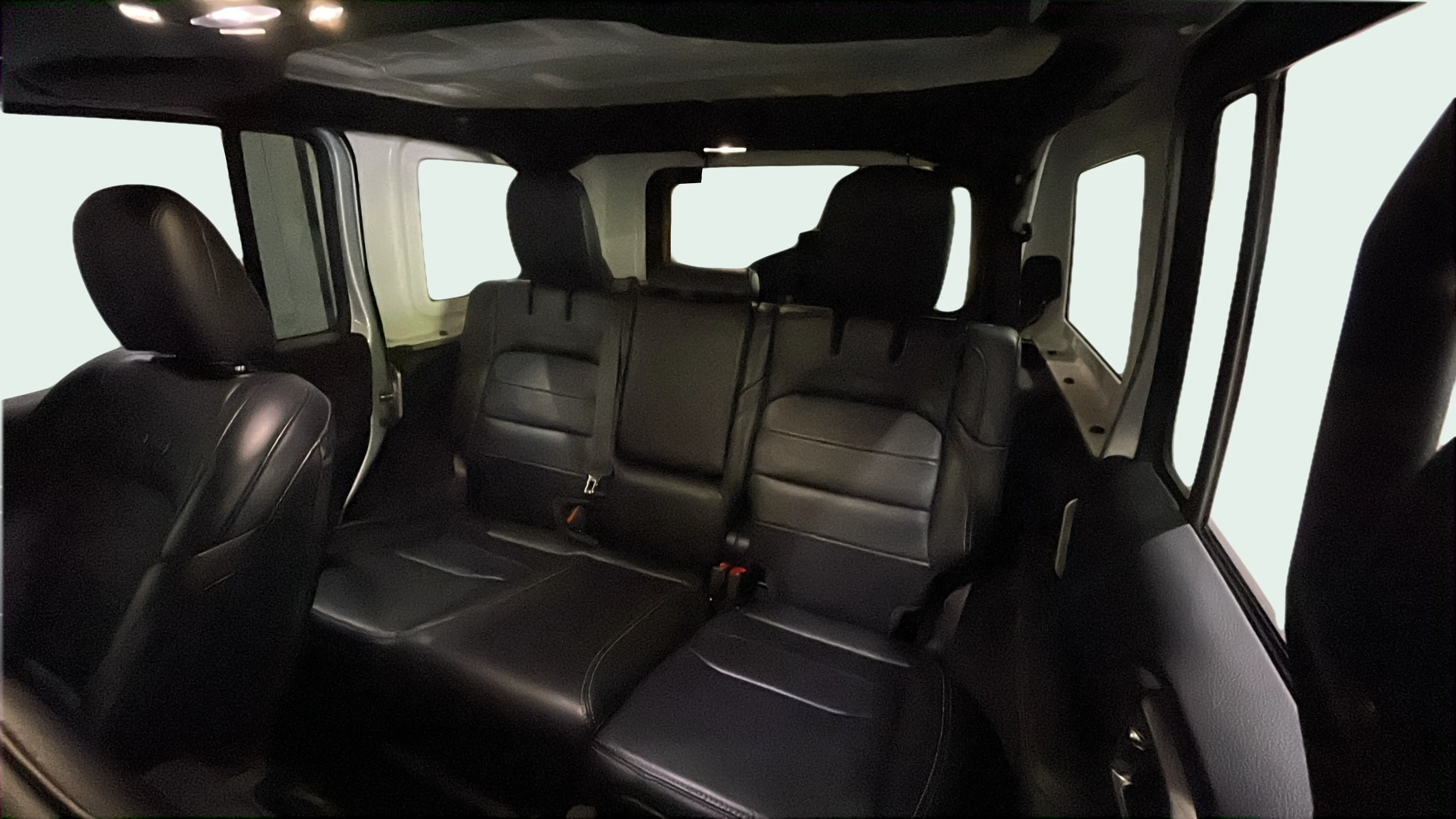 Vehicle interior 360 preview