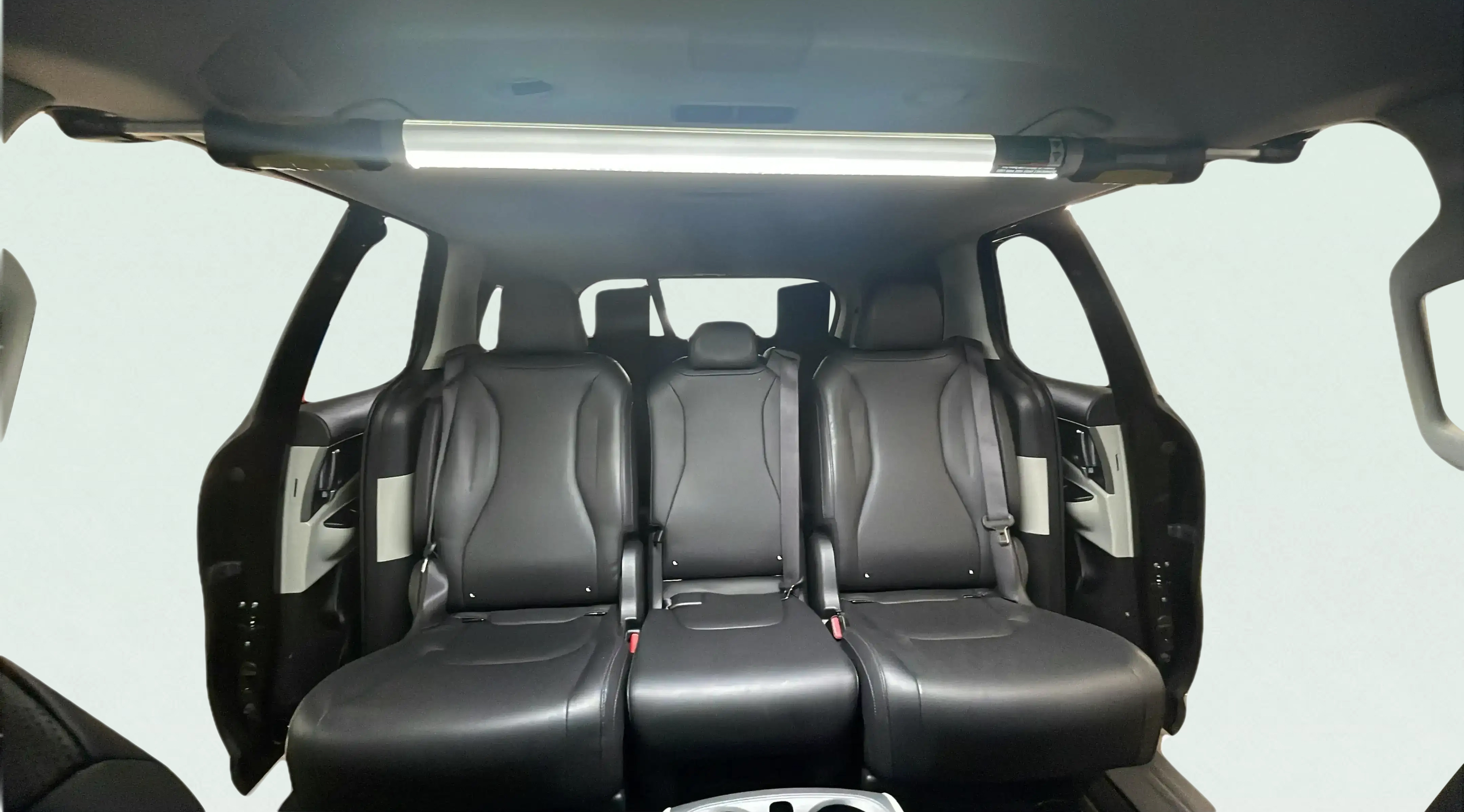 Vehicle interior 2