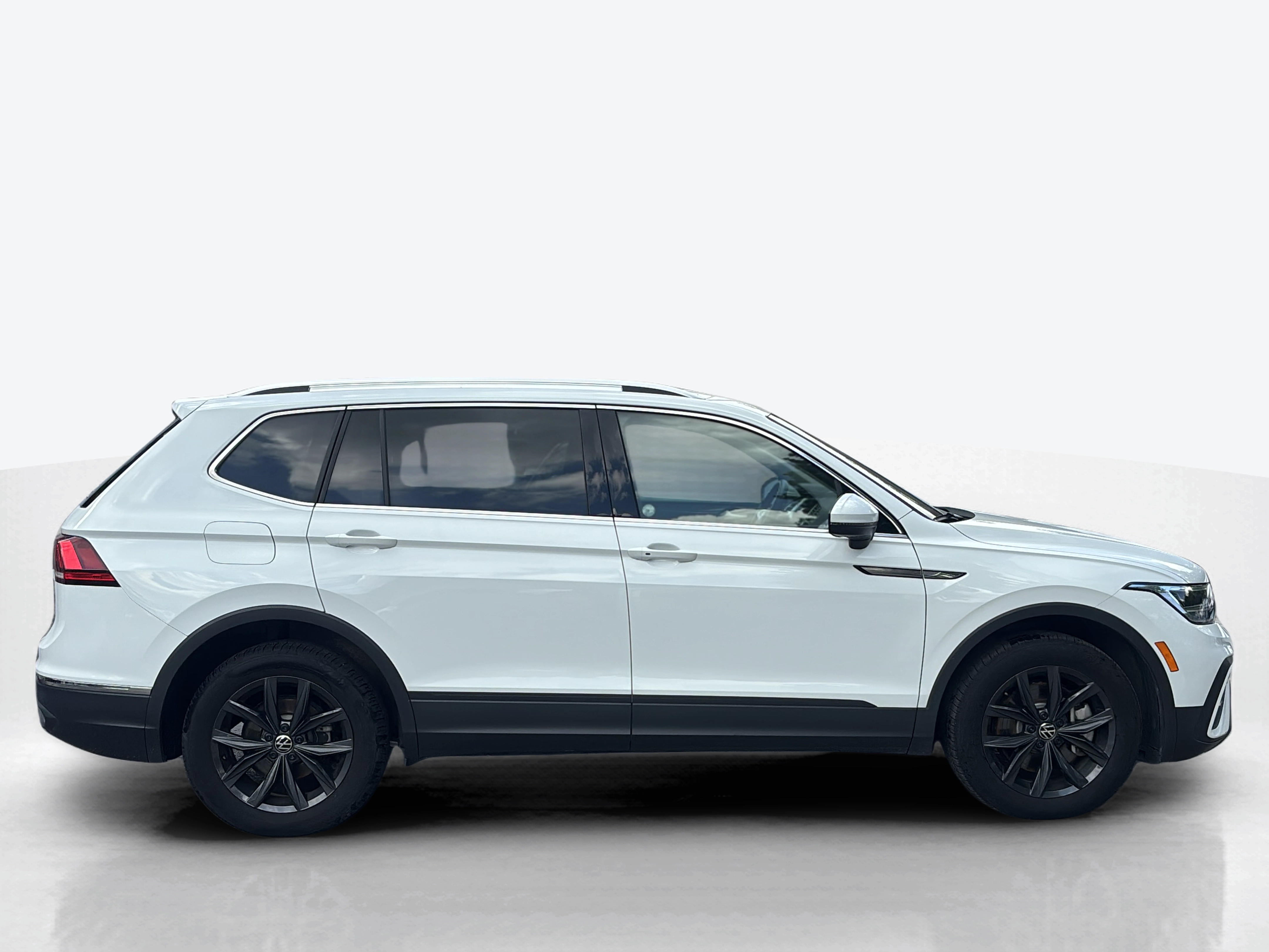 Vehicle exterior side