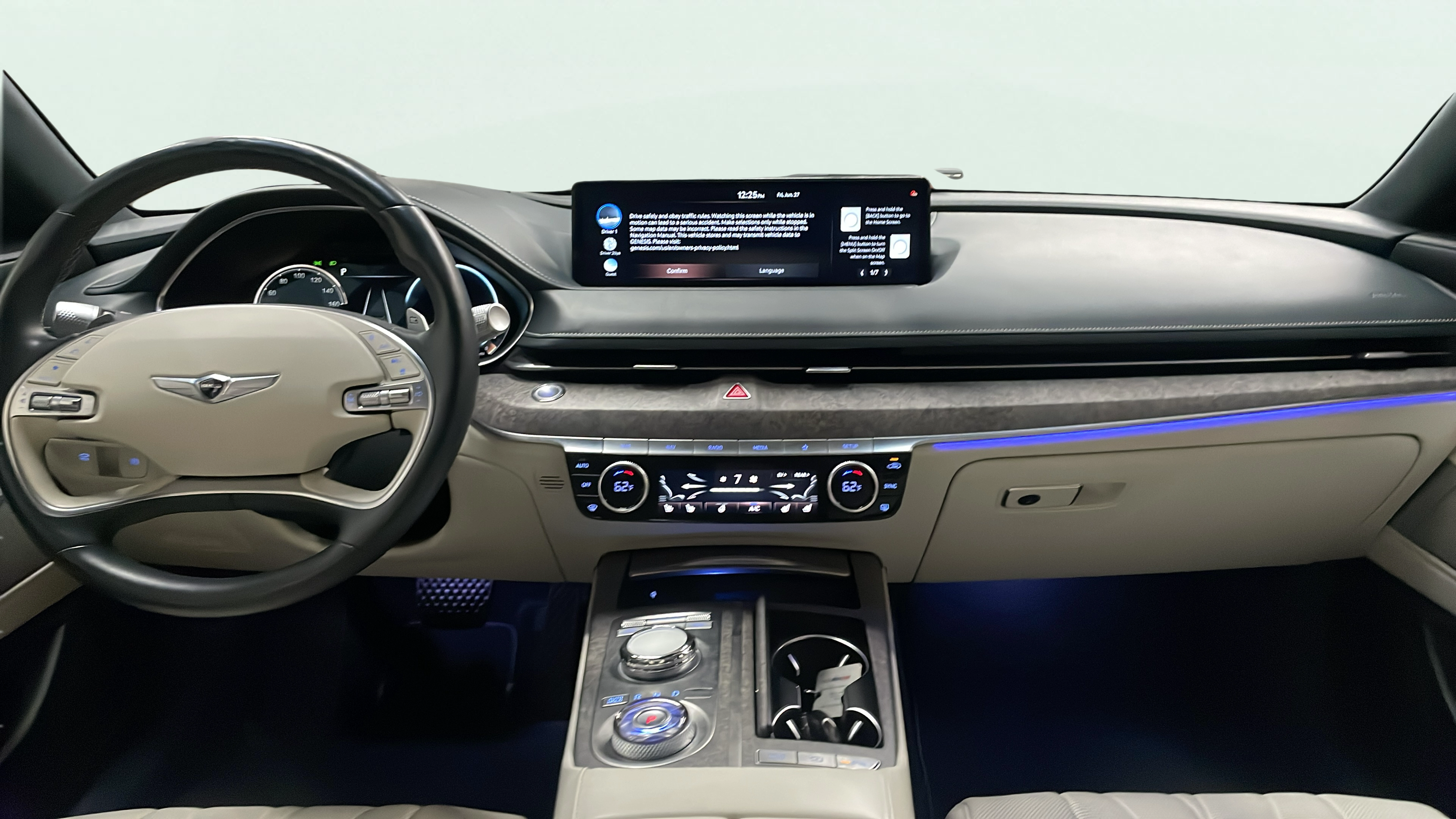 Vehicle interior 360 preview